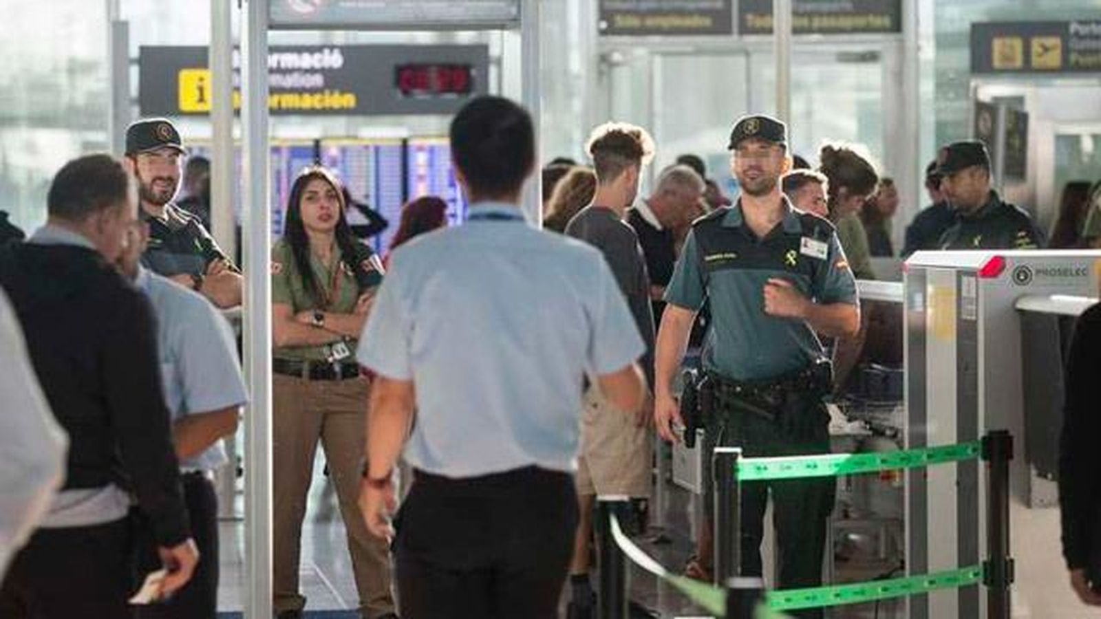 El Gobierno convoca un Consejo de Ministros el miércoles por la huelga del Prat