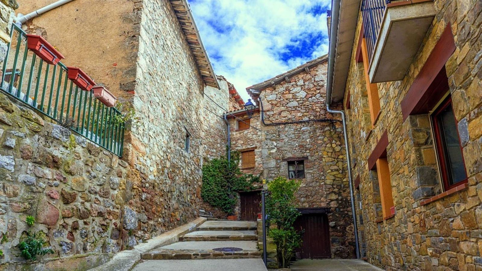 Por cada euro que se gasta en turismo rural otros siete se quedan en el entorno