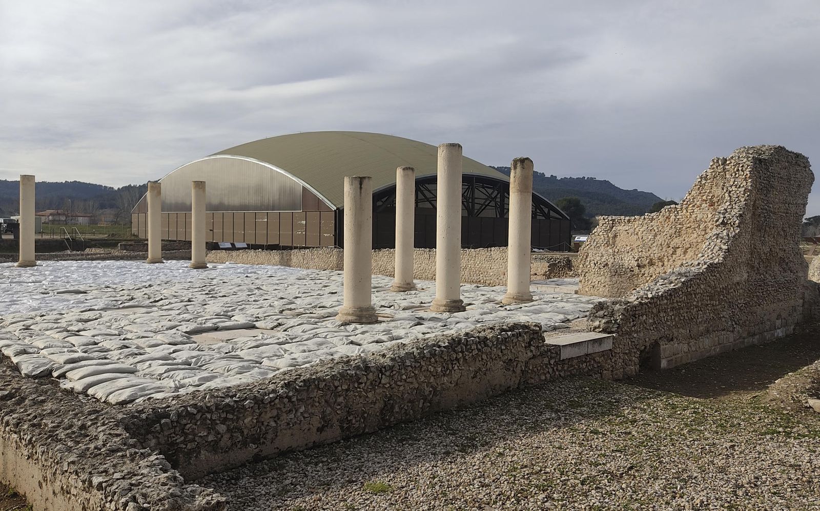 La historia romana de Alcalá de Henares se desentierra en Complutum