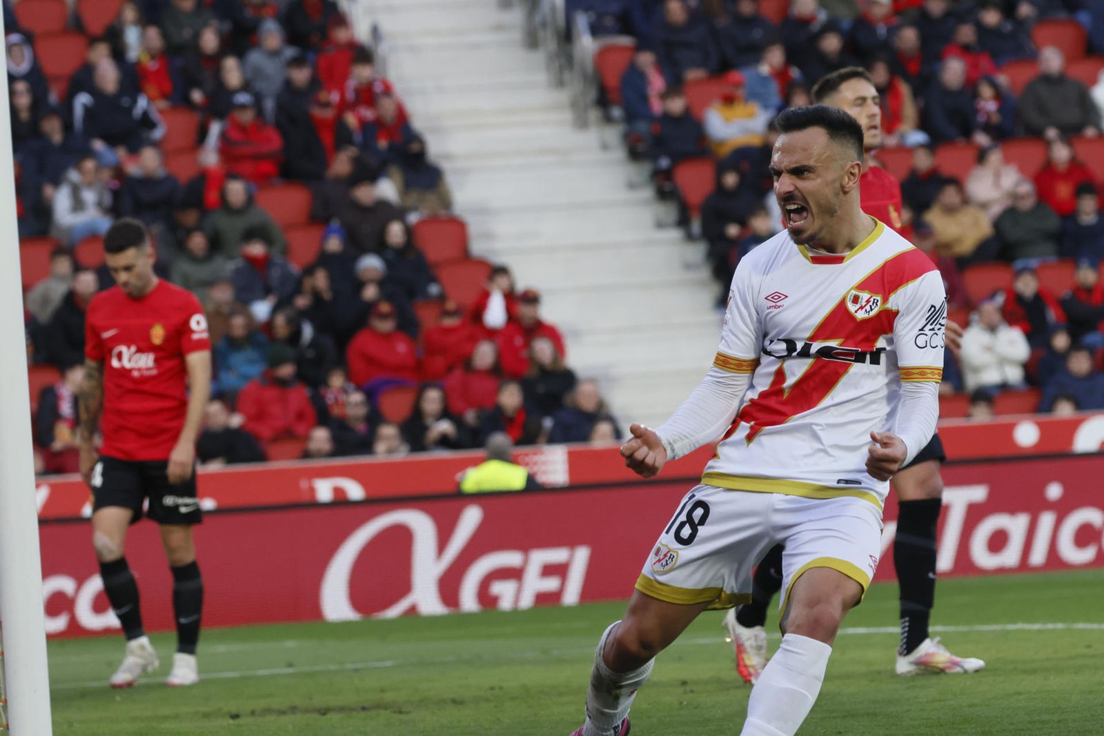 Álvaro García celebra su gol al Mallorca