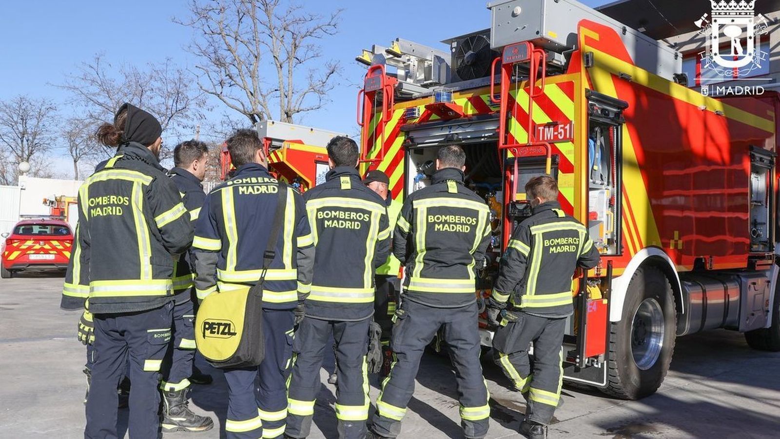 BOMBEROS
