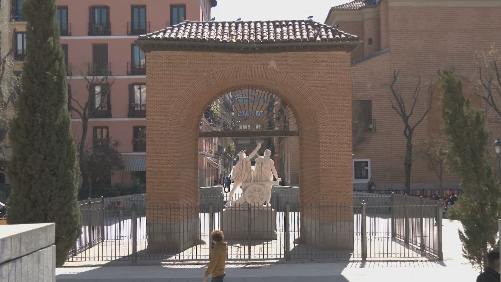 Remodelación Plaza Dos de Mayo
