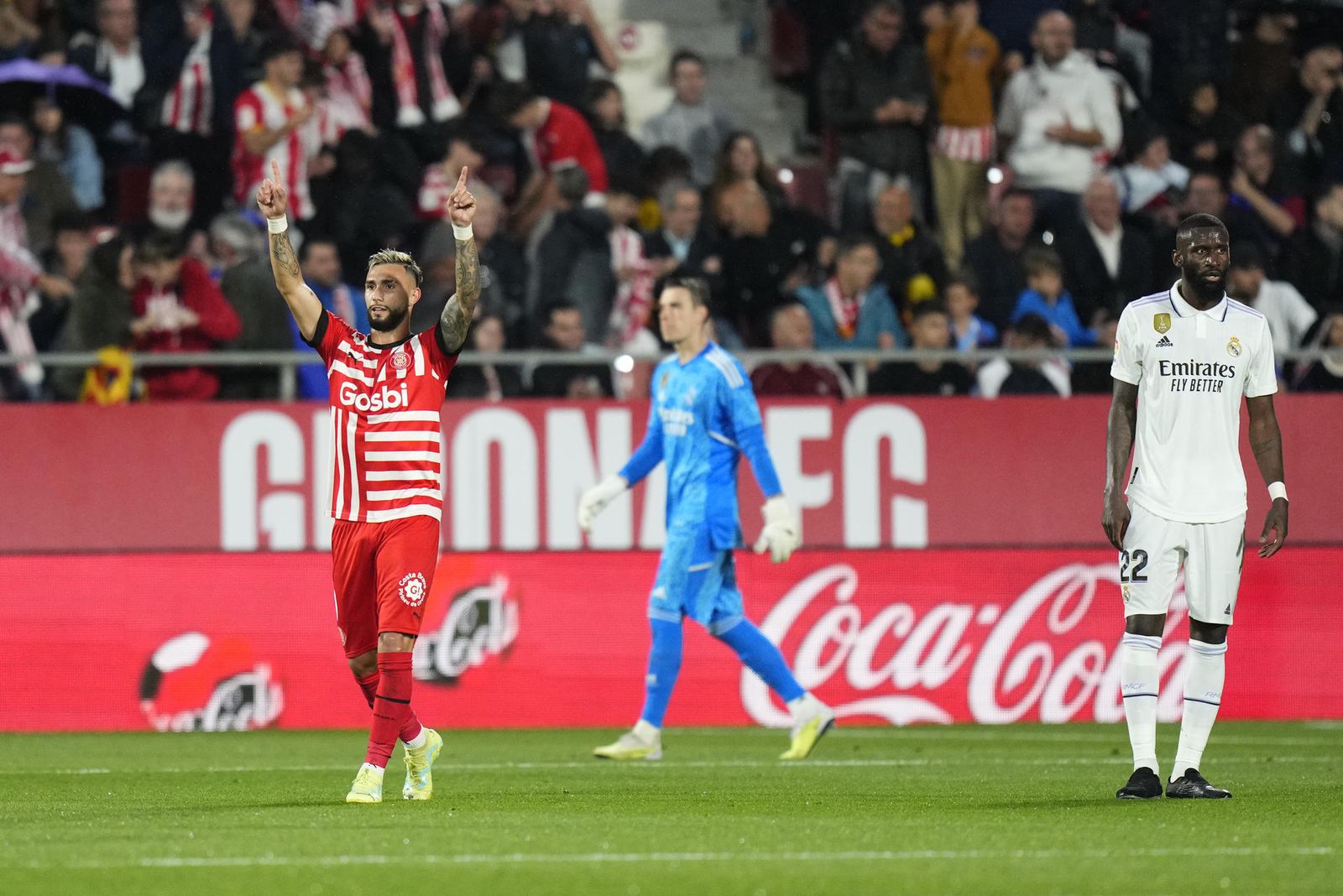 Taty Castellanos ante el Real Madrid