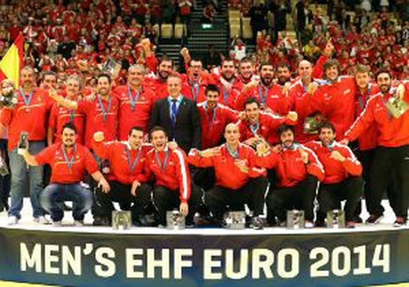 La selección de balonmano luce bronce en Madrid