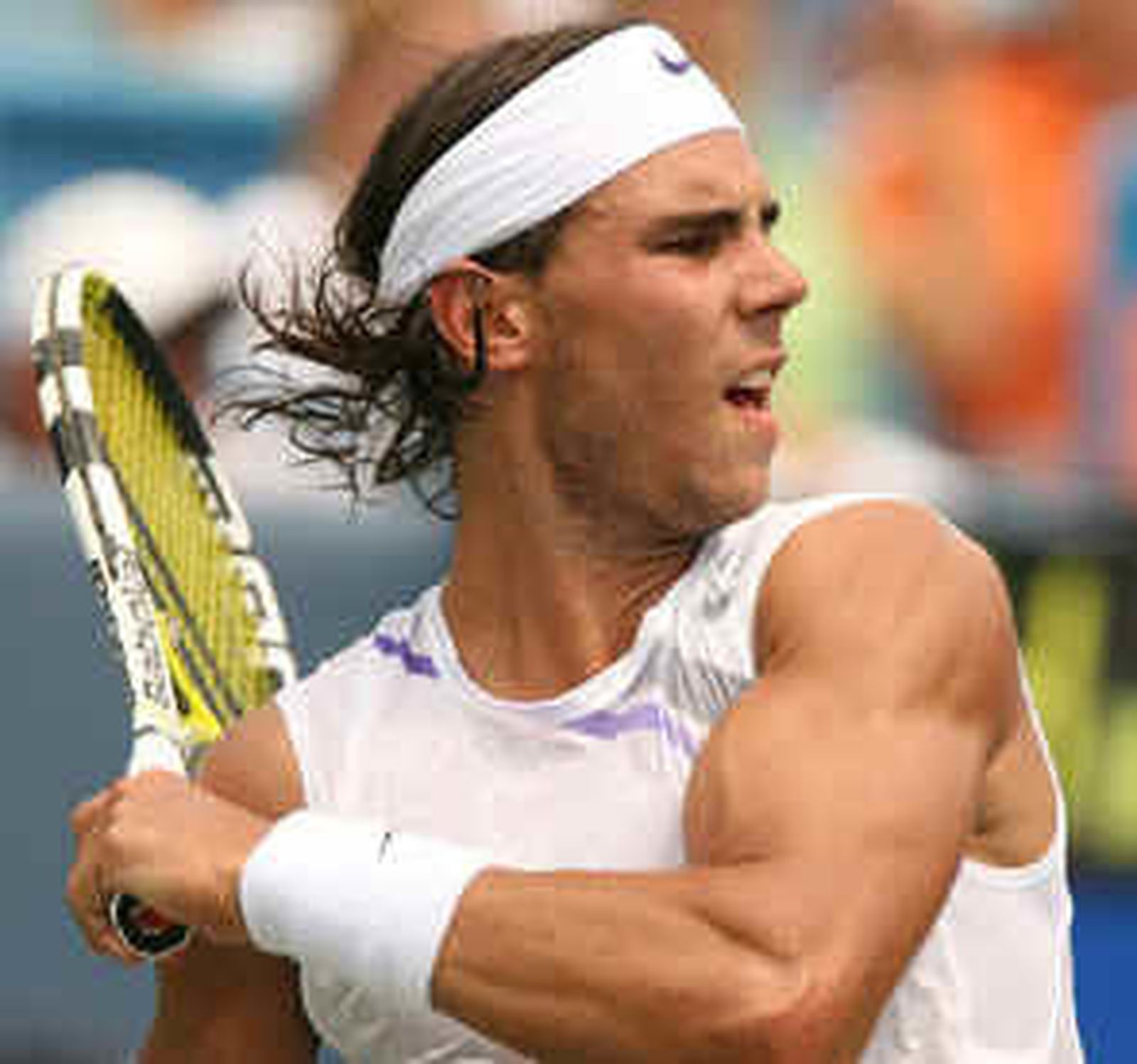 Nadal ya se entrena en la Caja Mágica para preparar el Masters de Madrid
