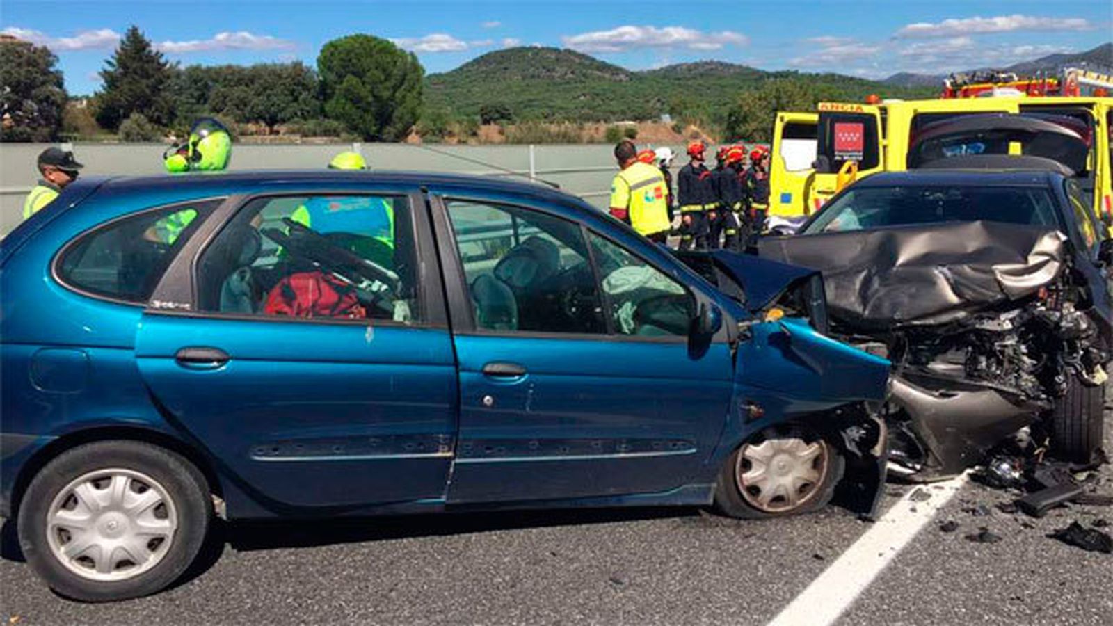 Choque frontal ern la M-501 en Pelayos de la Presa
