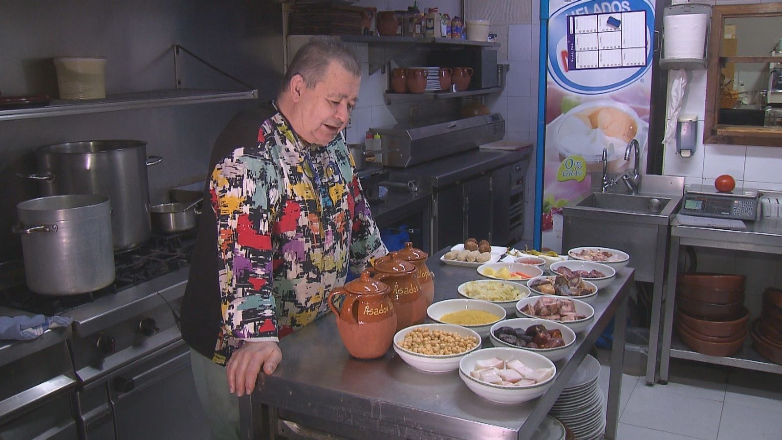 Pepe Filloa y su premiado cocido al horno de leña: "El secreto es hacerlo con mucho cariño"