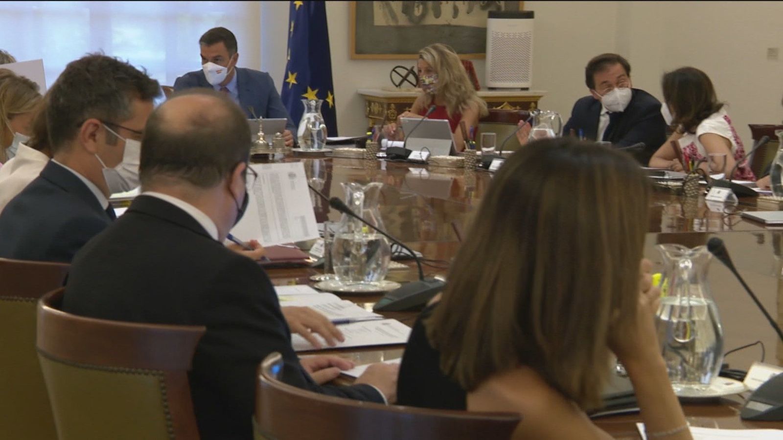 Las medidas para el ahorro de energía que aprobará este lunes el Consejo de Ministros