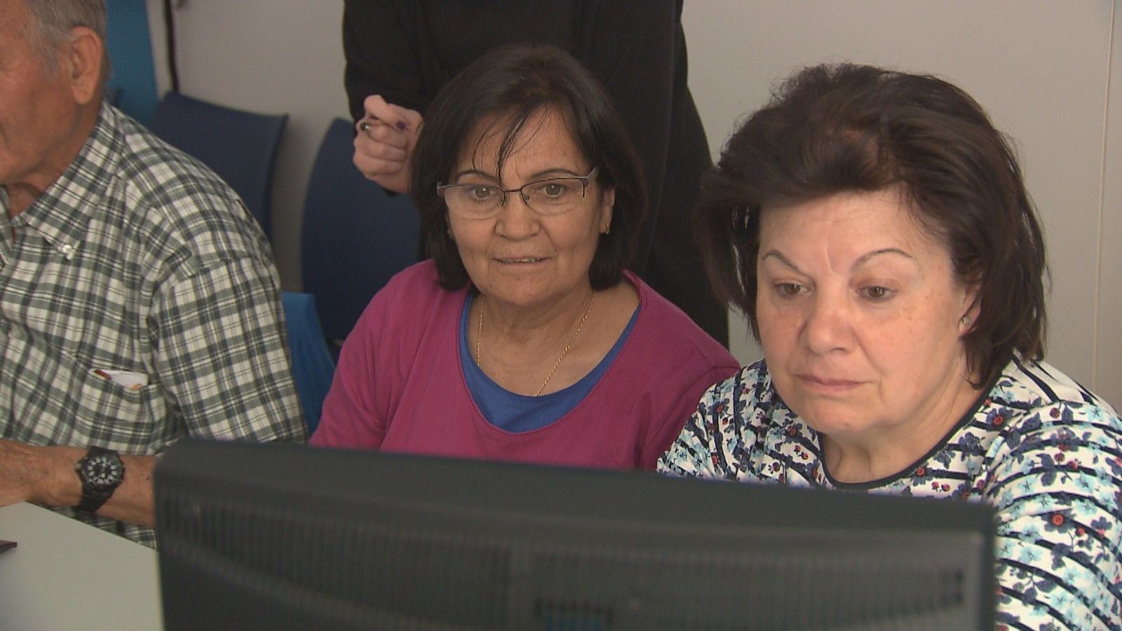 Desde ACUMAFU piden que los ayuntamientos "arropen más" a los mayores para que estén "bien asesorados"