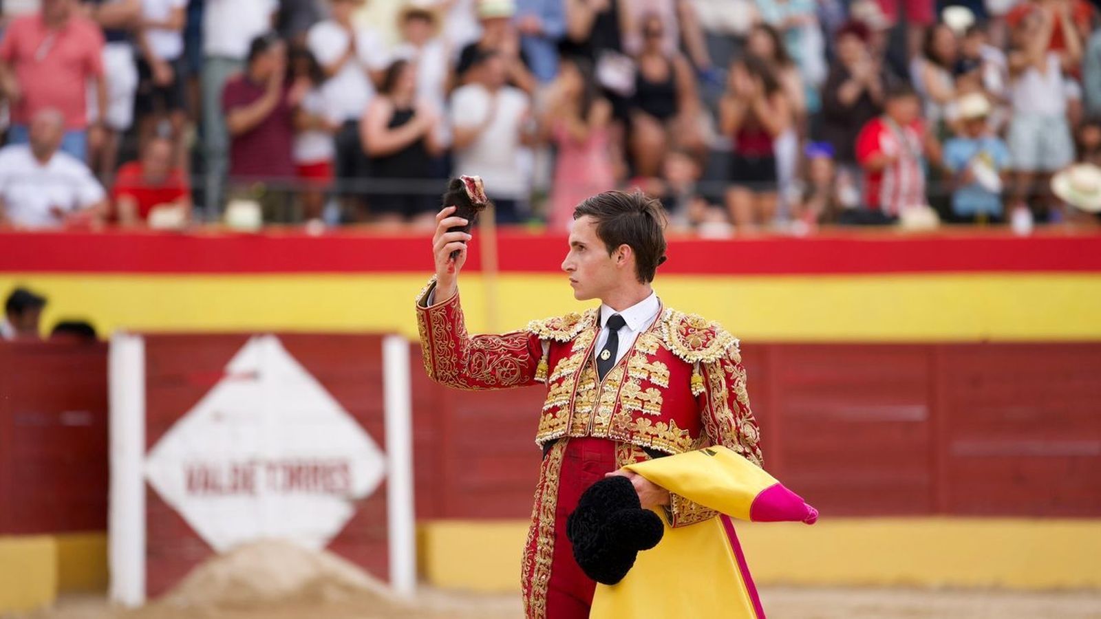 Telemadrid ofrece íntegra la sexta Copa Chenel y da visibilidad a los toreros emergentes