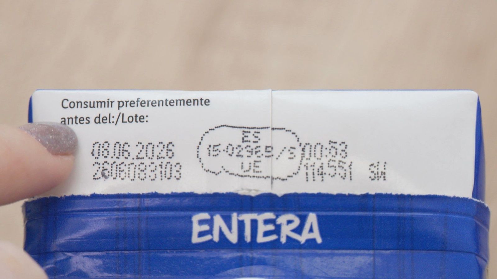 Caducidad vs consumo preferente: aprende a interpretar las fechas de los alimentos correctamente