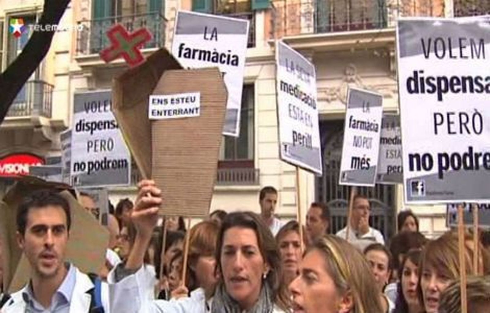 La Generalitat le paga a las farmacias que en un 80% secundan un cierre