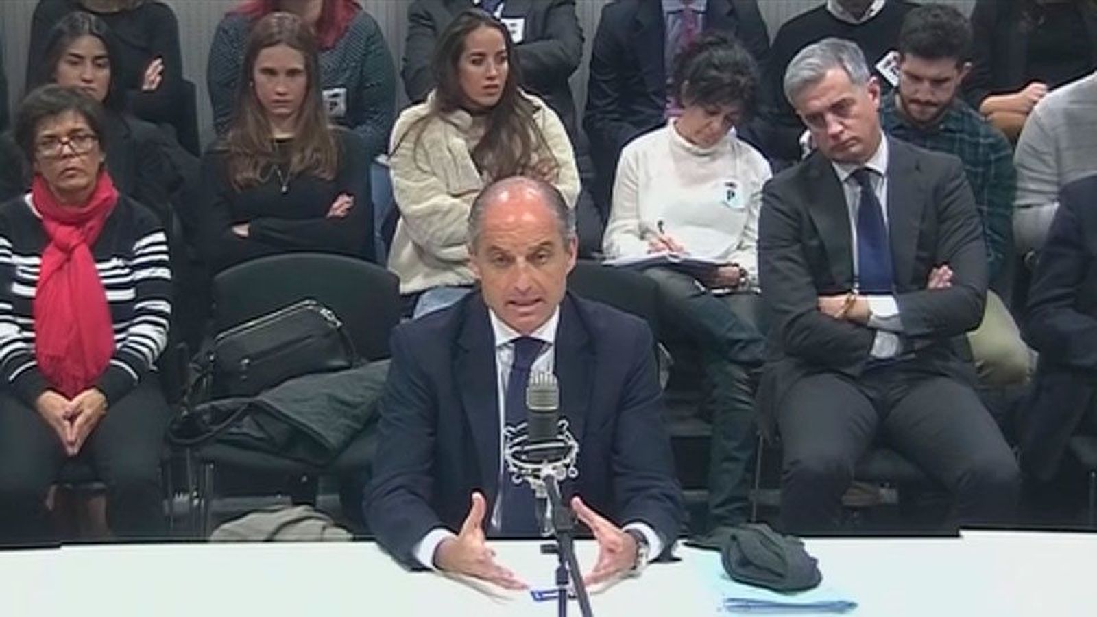 Camps afirma que Costa era el encargado de la economía del PP valenciano