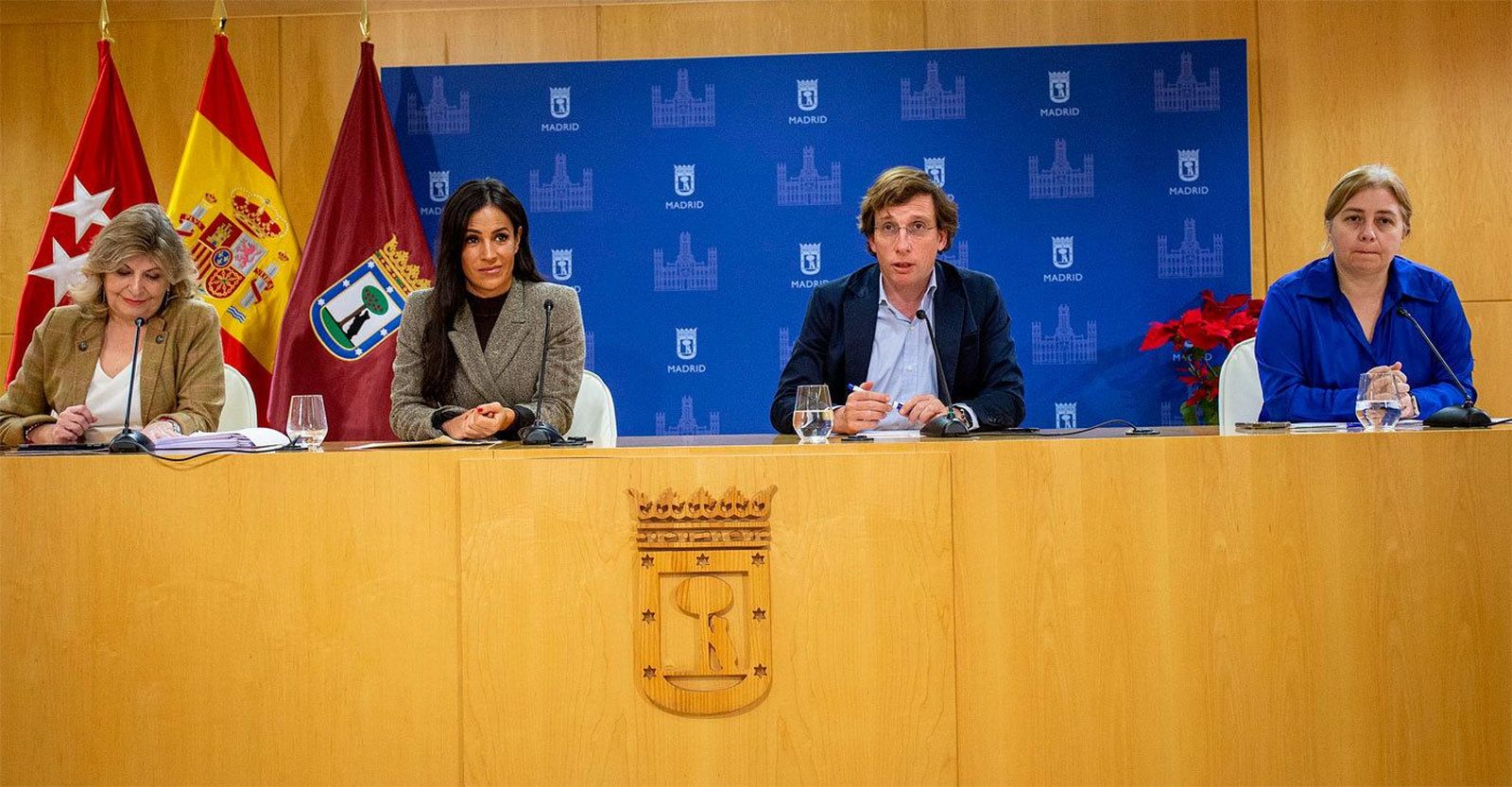 Almeida y Villacís ven "muy positivo" 2022 pese al "fracaso" en los presupuestos del que culpan a Vox