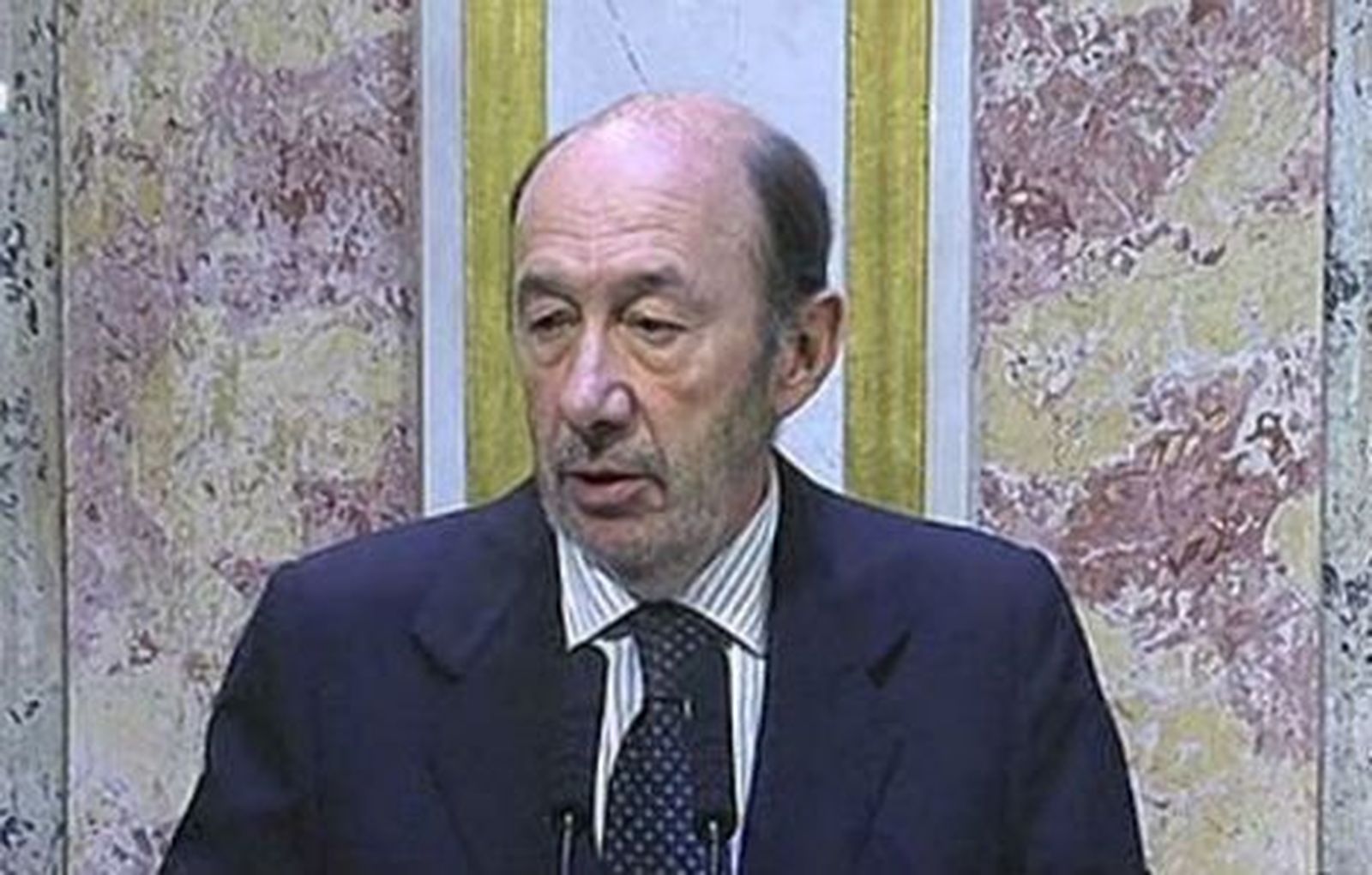 Rubalcaba: "Simpatizo con la idea del voto directo pero pido unanimidad"