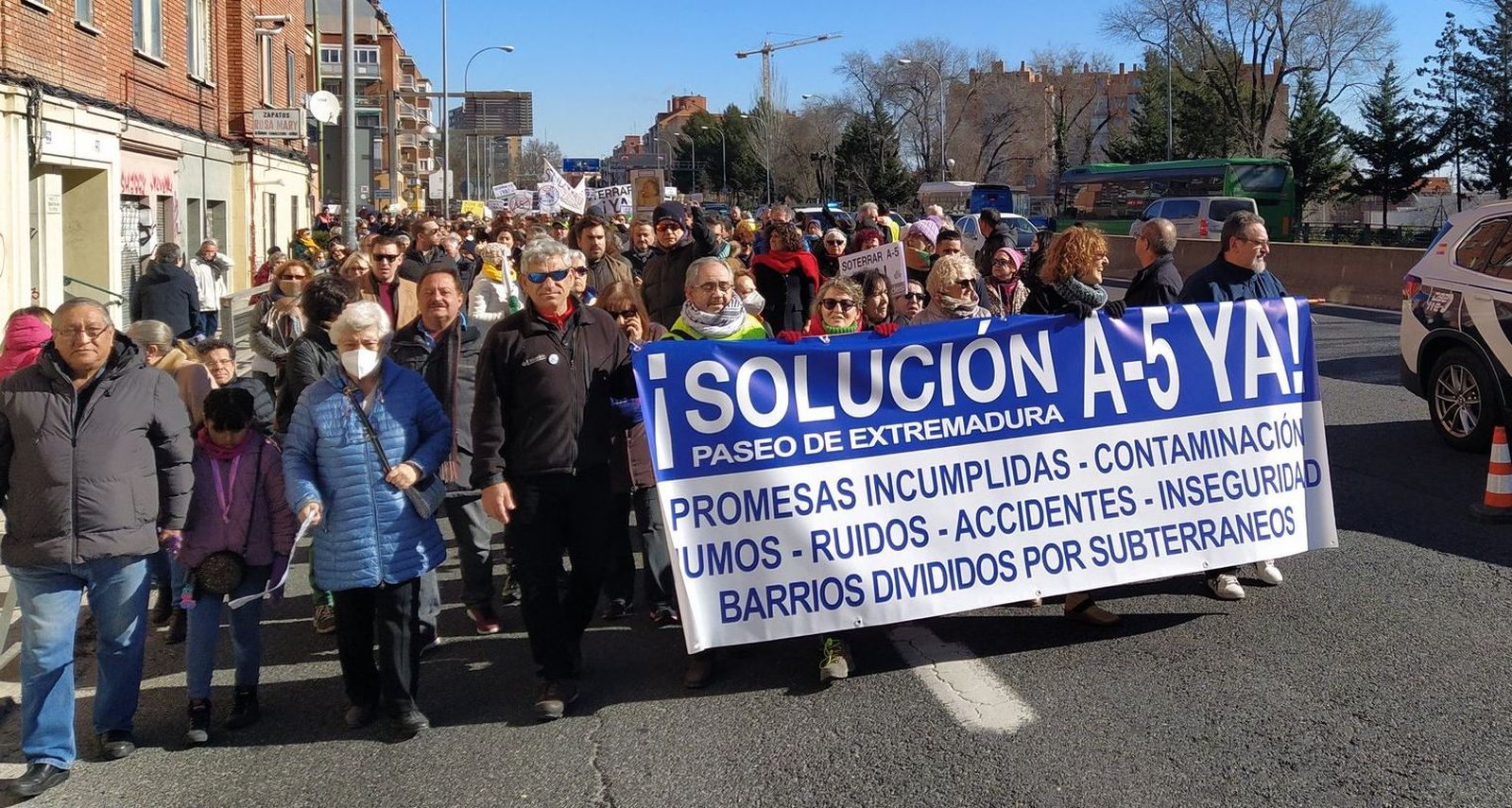 Manifestación de los vecinos del Paseo de Extremadura / A-5  en enero de 2023