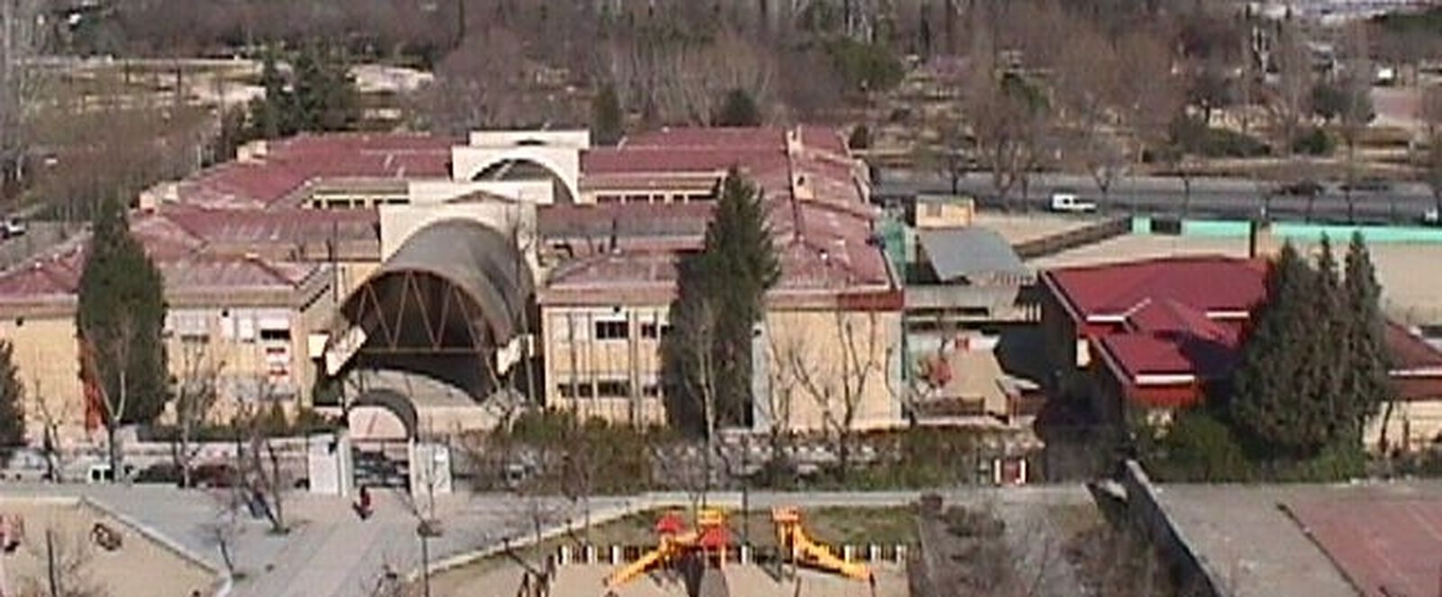 Colegio público Meseta de Orcasitas, en el distrito de Usera