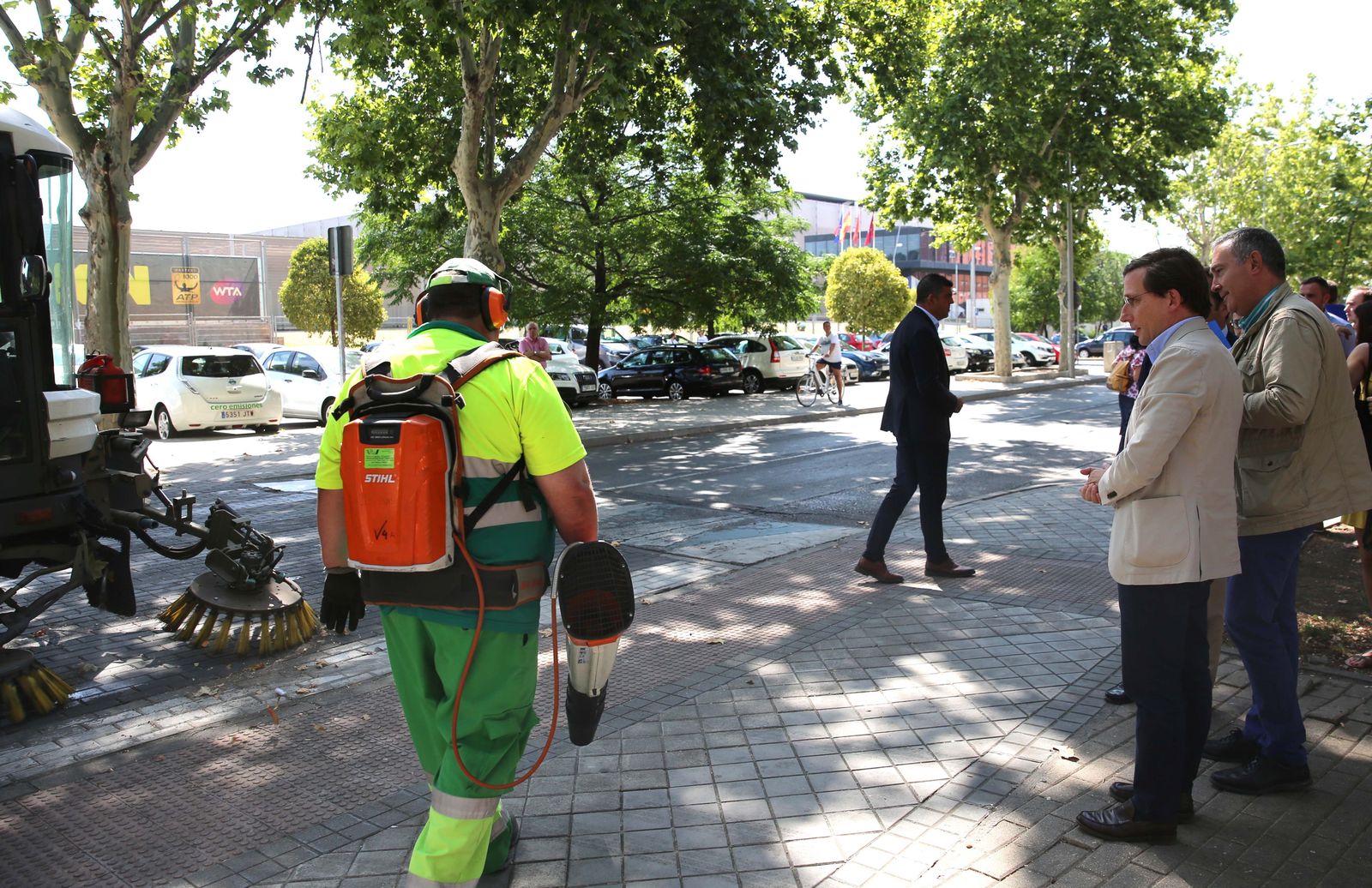 Refuerzo de 491 operarios en los distritos de Madrid exteriores a la almendra central