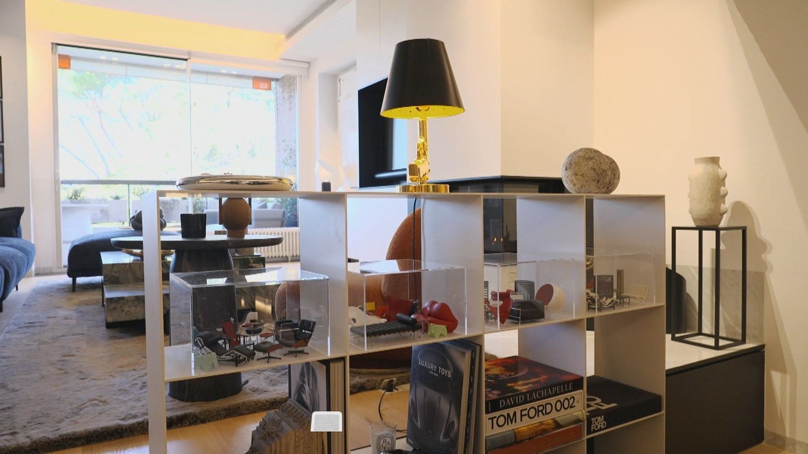 Visitamos la casa diseñada por y para Javier Sempere en pleno centro de Madrid