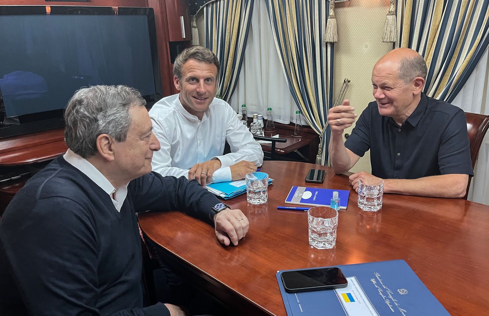 Macron, Scholz y Draghi se reúnen con Zelenski en Ucrania mientras continúa la lucha feroz en Severodonetsk