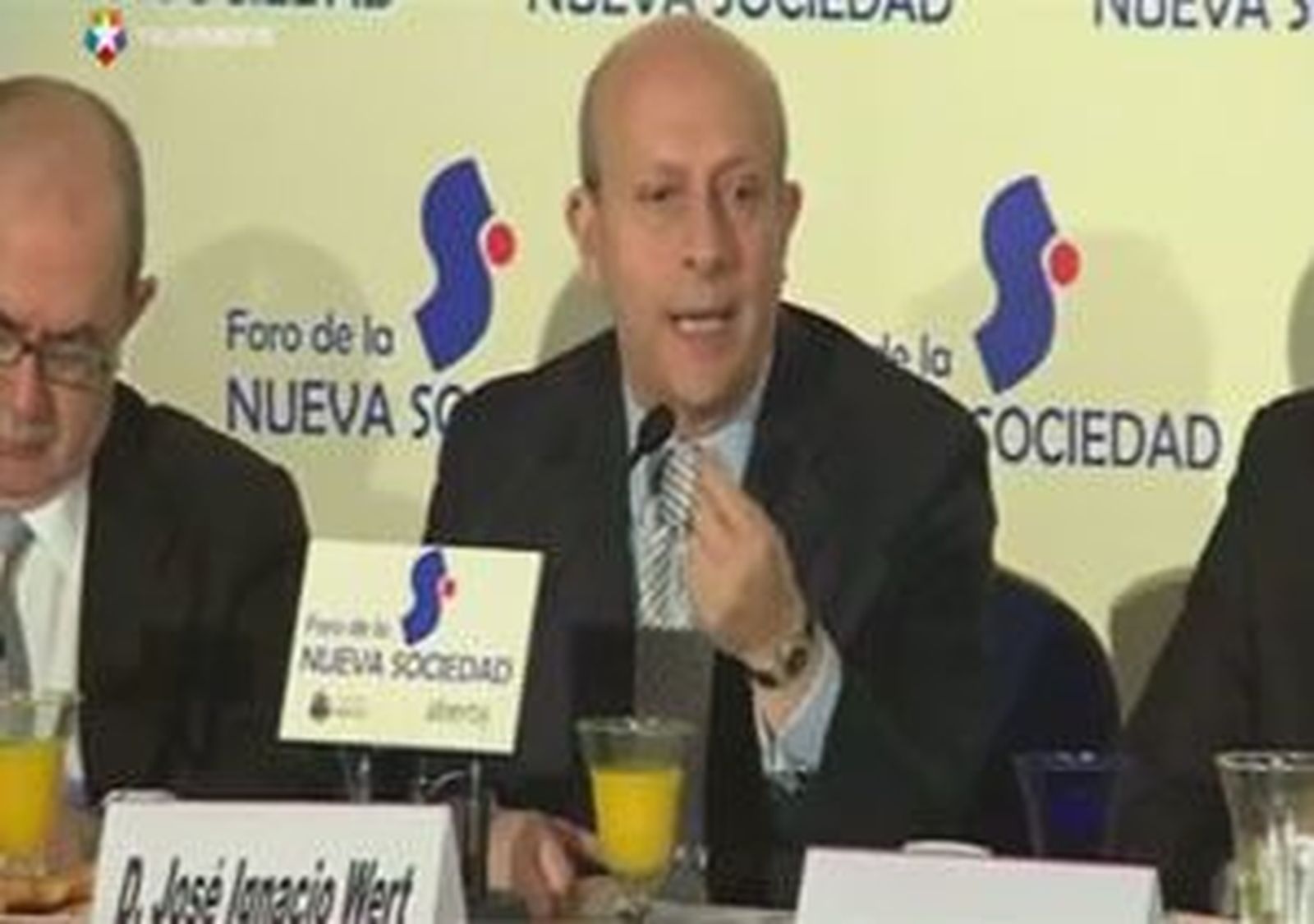 Educación apuesta por un sistema de becas ligadas a la excelencia académica