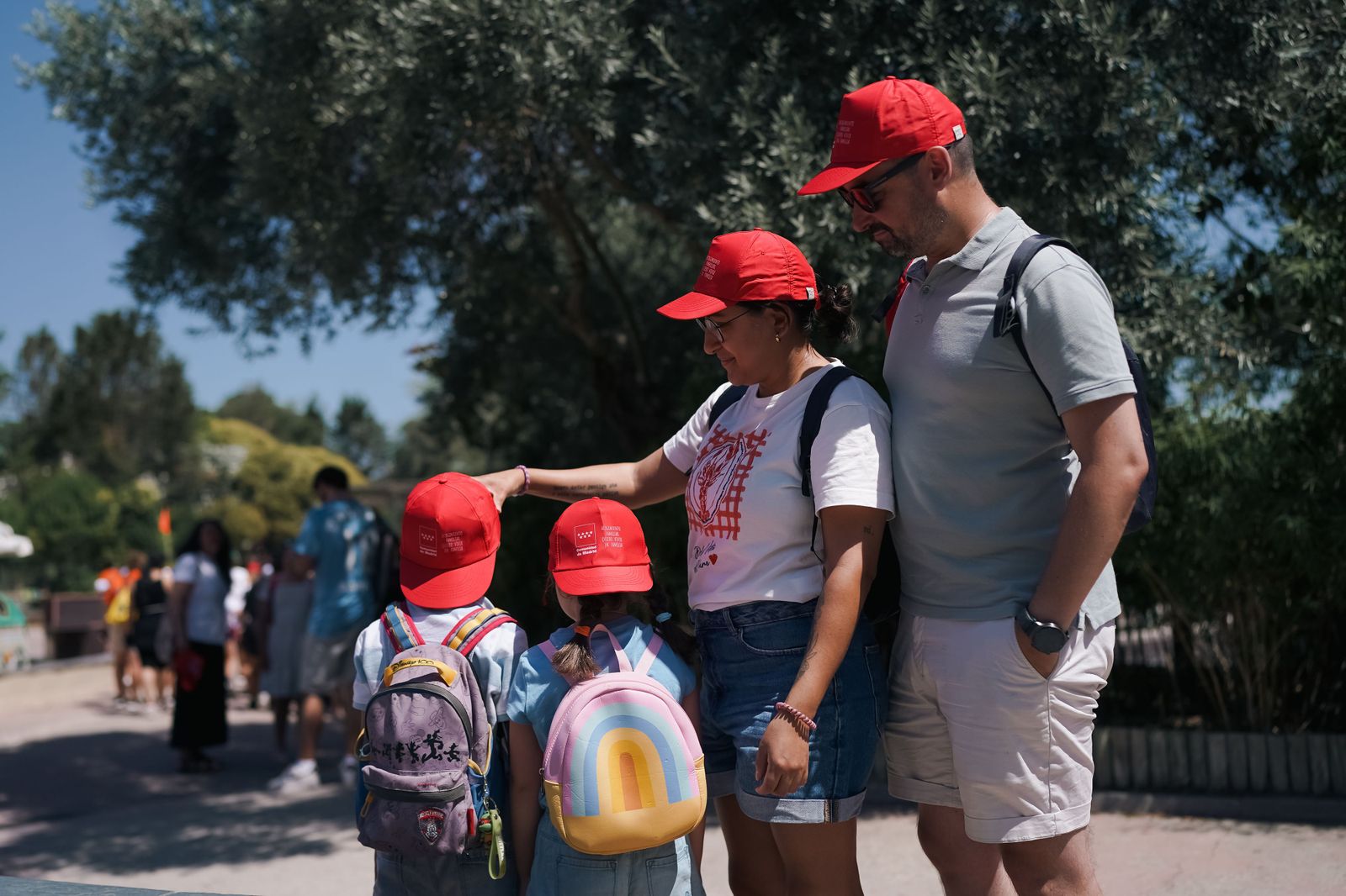 Un centenar de menores tutelados por la Comunidad pasan el verano con familias de acogida