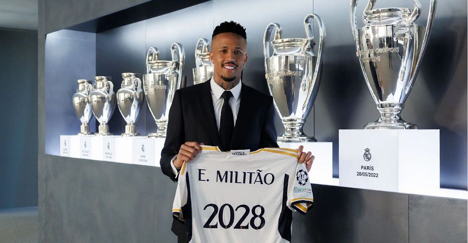 Militao renueva con el Real Madrid hasta 2028