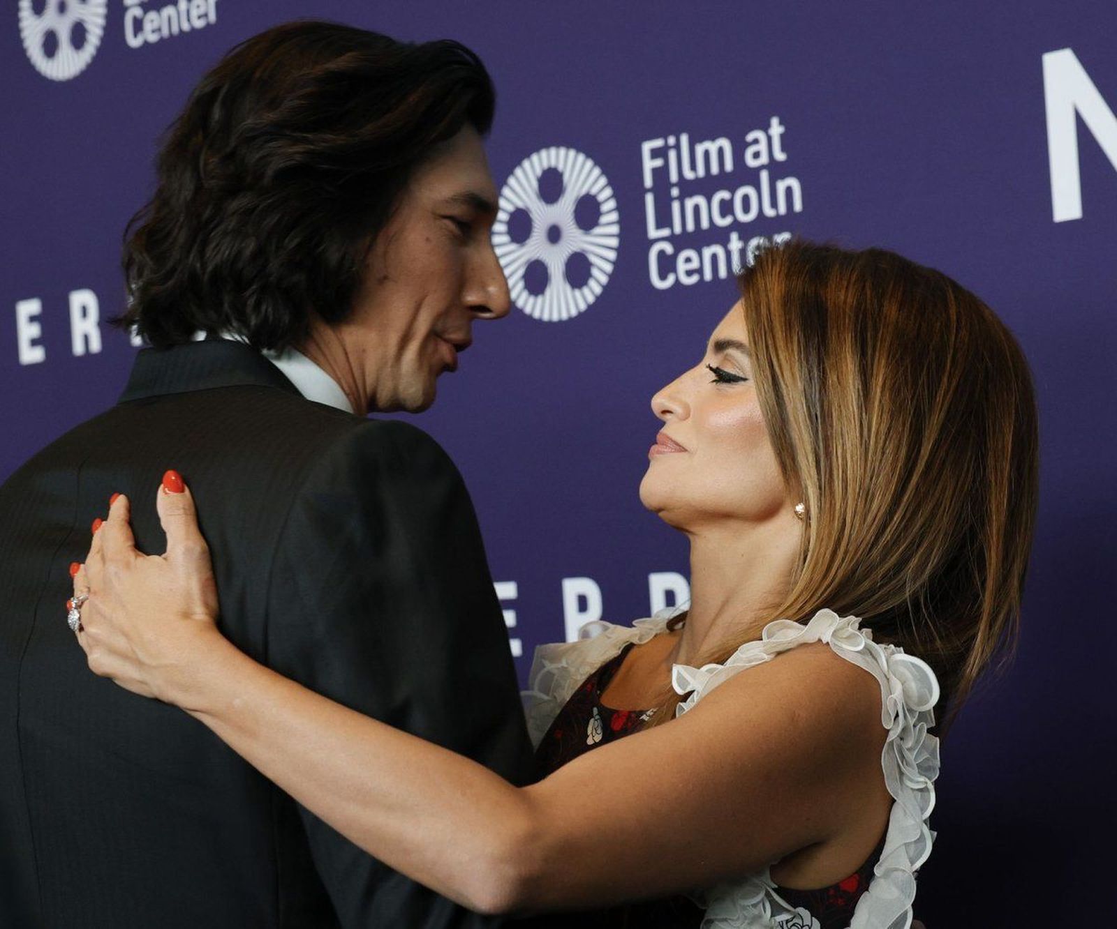 El biopic sobre Enzo Ferrari, con Adam Driver y Penélope Cruz, llegará a España en febrero