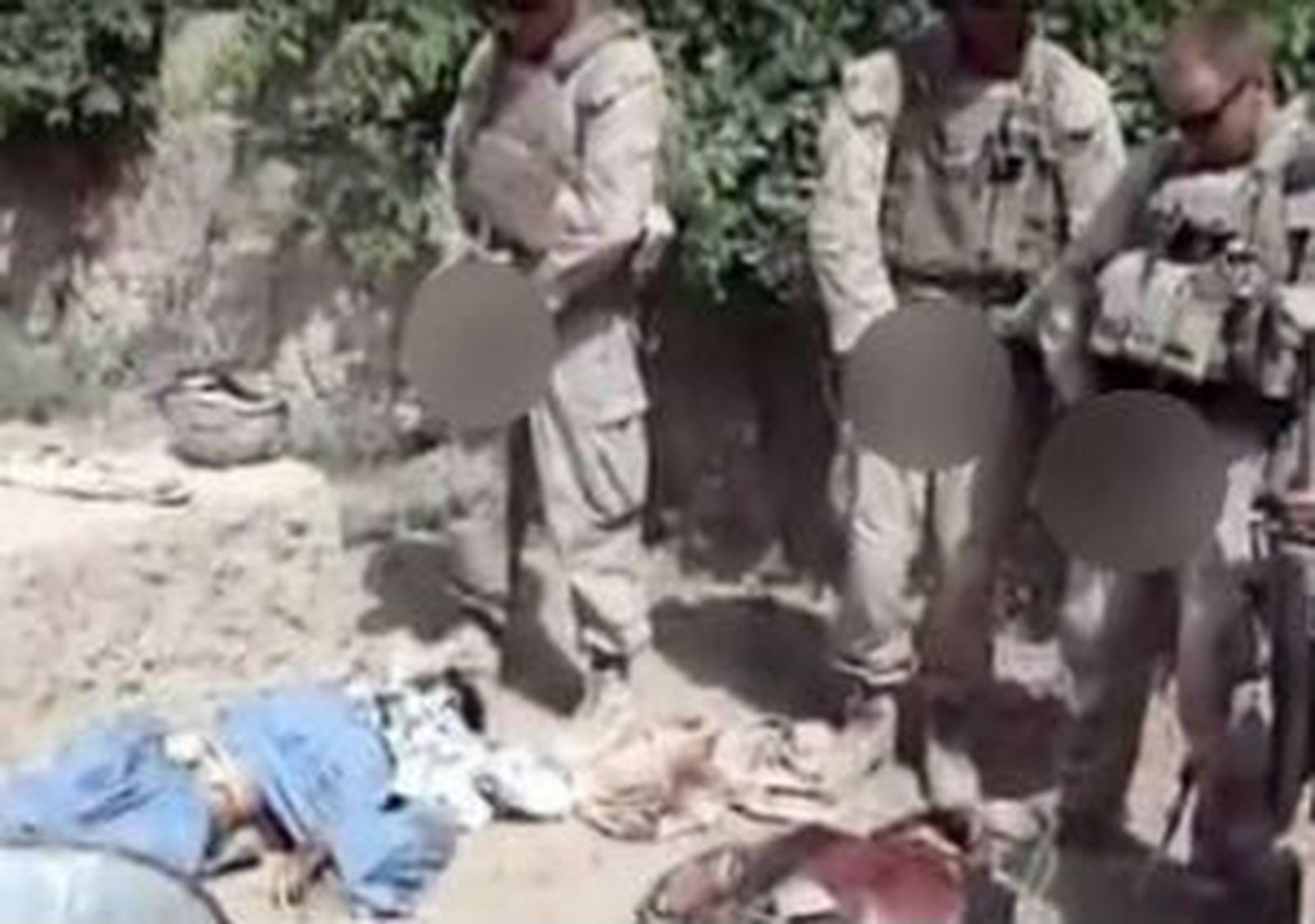 EEUU investiga el vídeo en que marines orinan sobre cadáveres talibanes