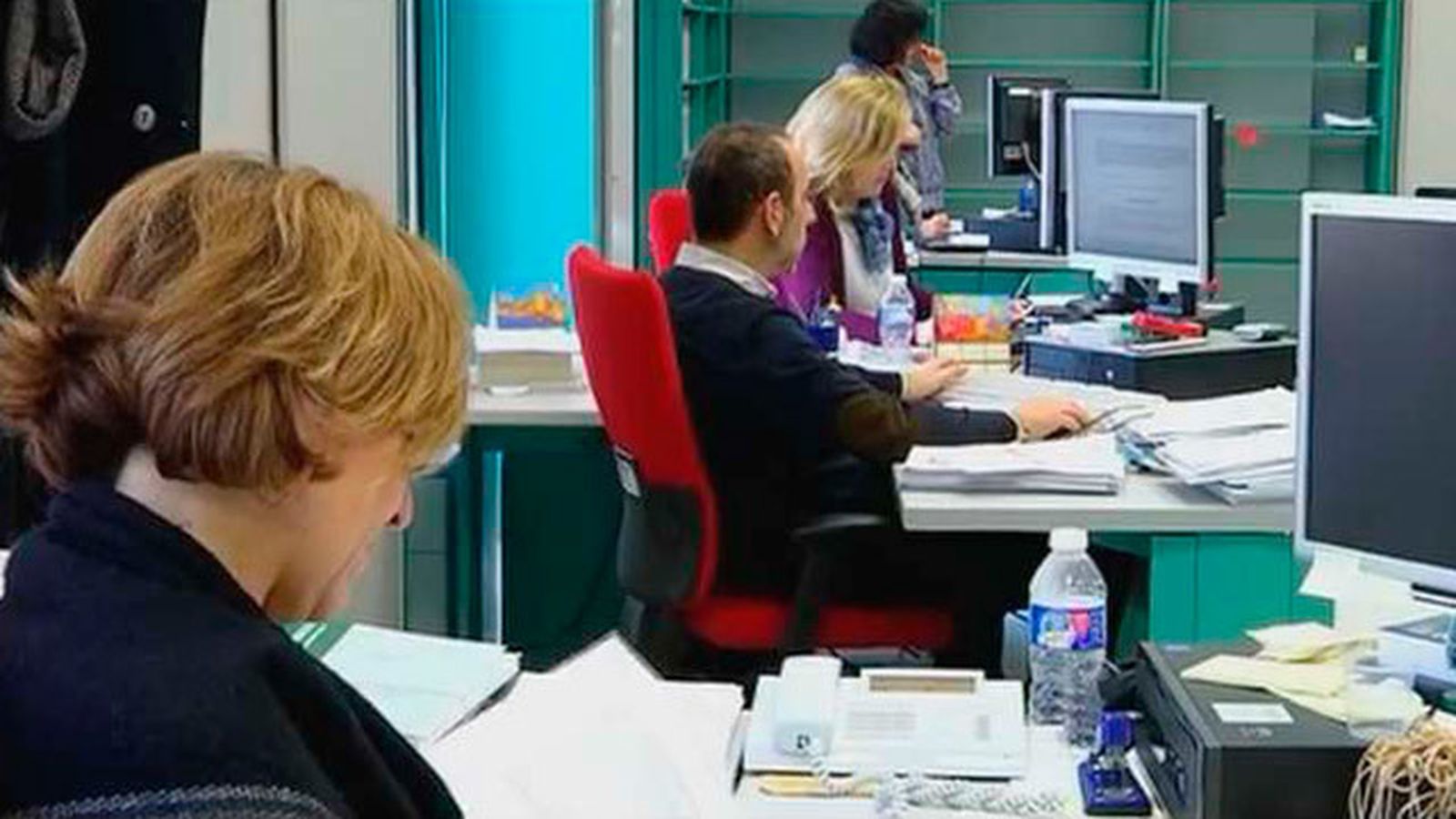 Unos 270.000 empleados de la Junta andaluza  recuperan desde hoy la jornada de 35 horas