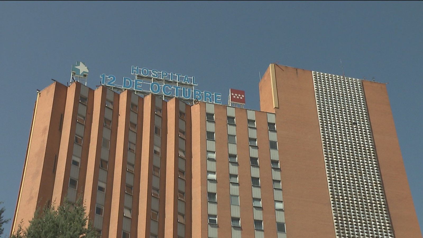 El hospital madrileño 12 de Octubre cumple 50 años este lunes