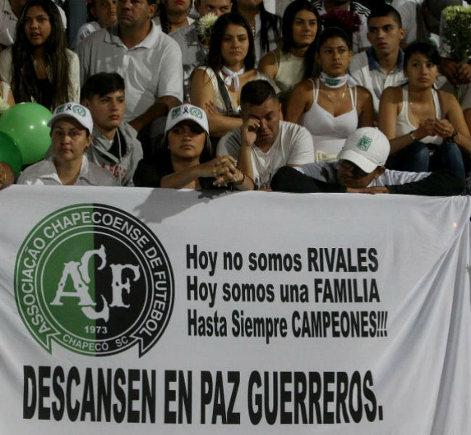 homenajechapecoense0112_3.jpg