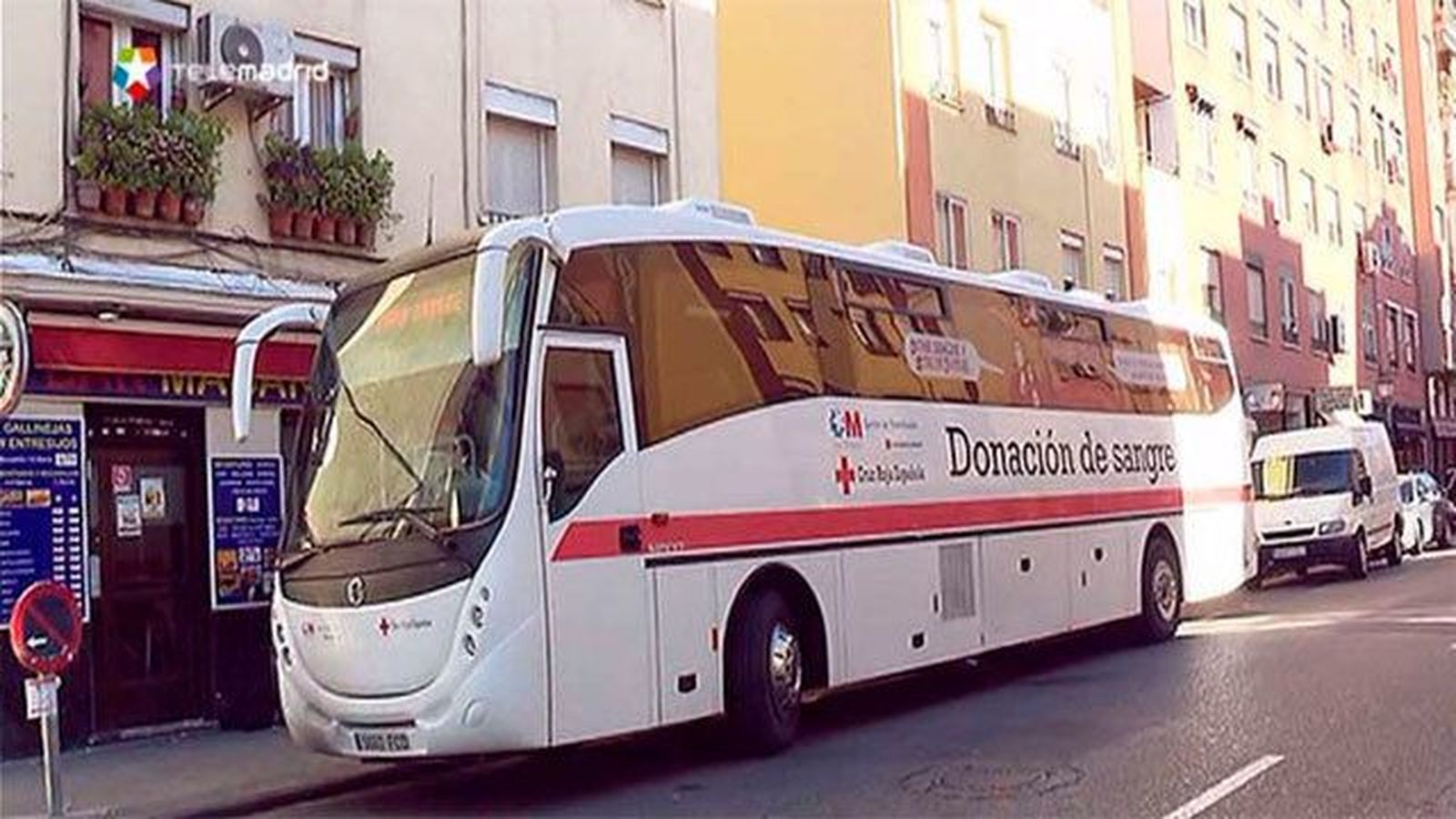 'Estás a un Metro de salvar muchas  vidas' pretende superar las 4.200 donaciones de sangre