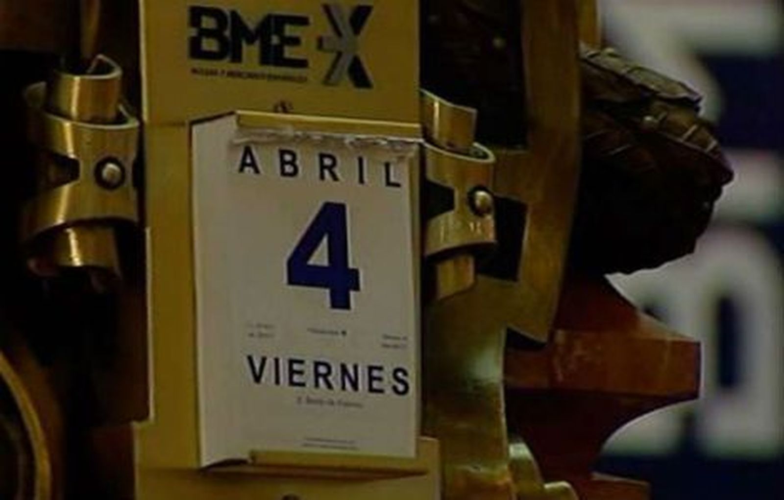 El Ibex sube un 0,88% y supera los  10.600 puntos