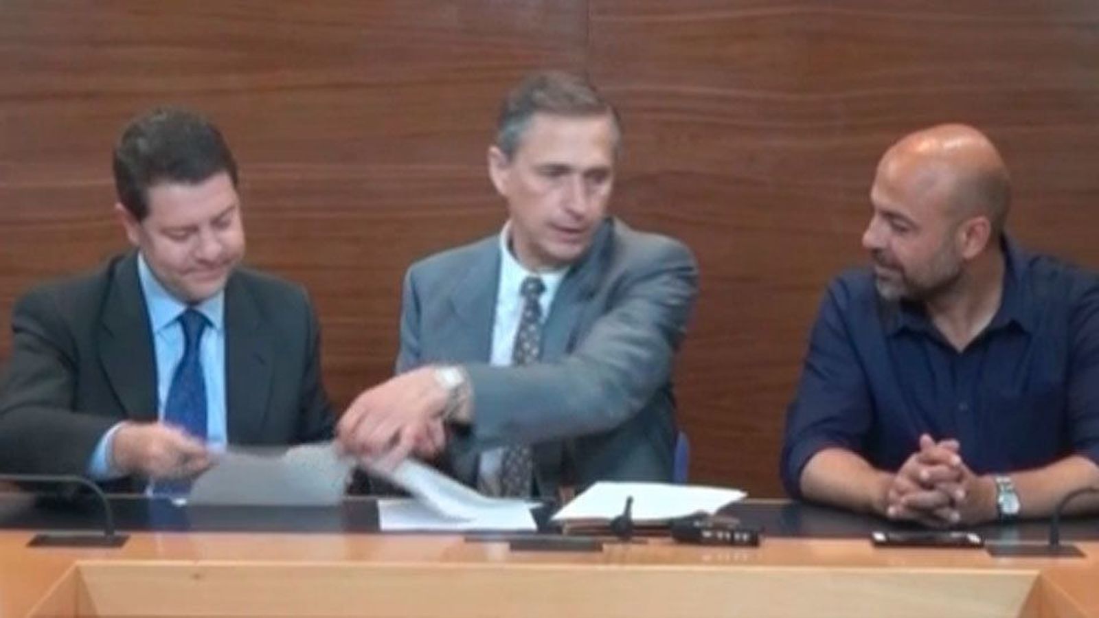 Podemos rompe el acuerdo de investidura con el PSOE en Castilla-La Mancha
