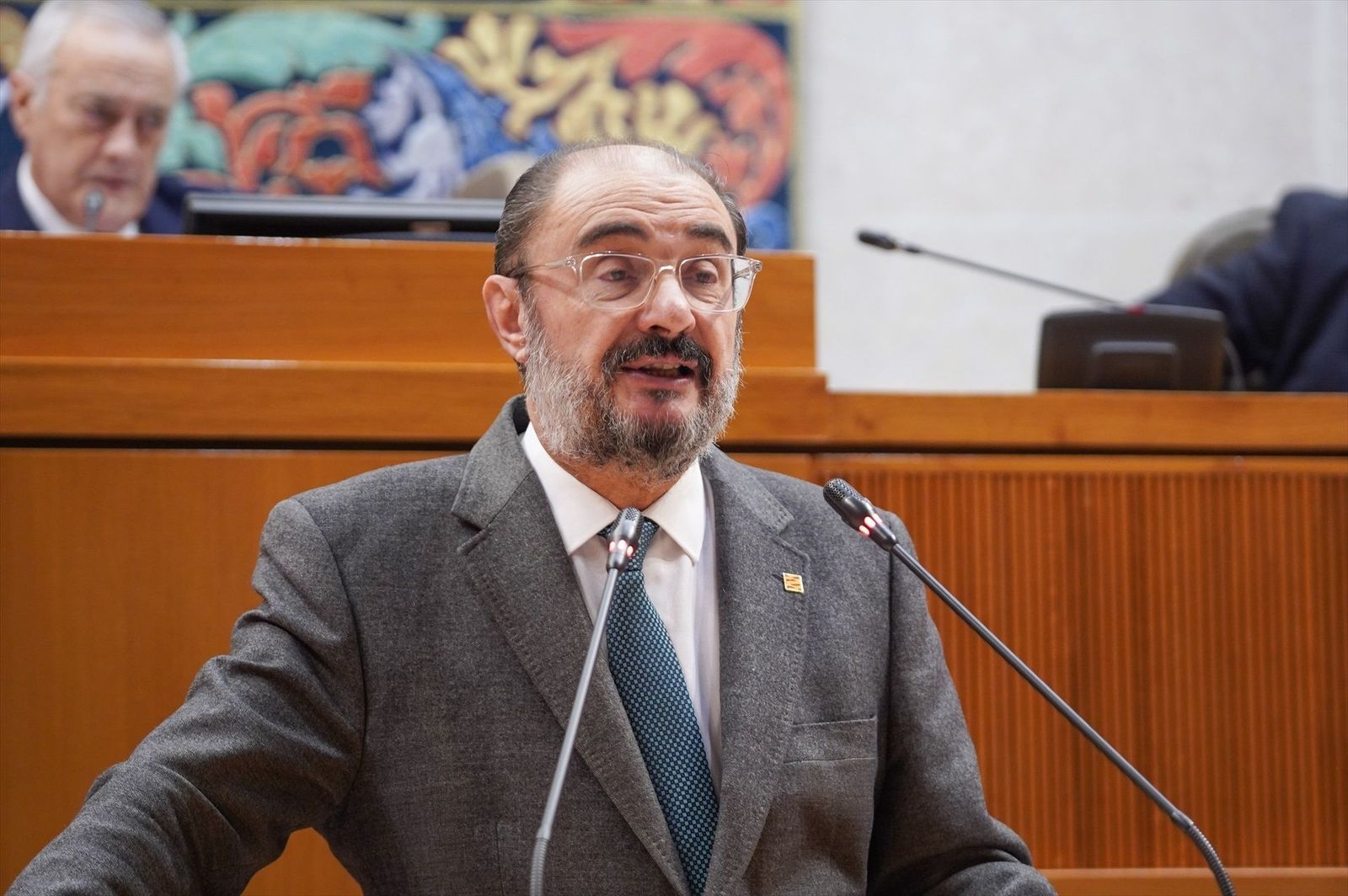 Lambán rompe la disciplina de voto del PSOE y no vota contra la iniciativa del PP por el cupo catalán