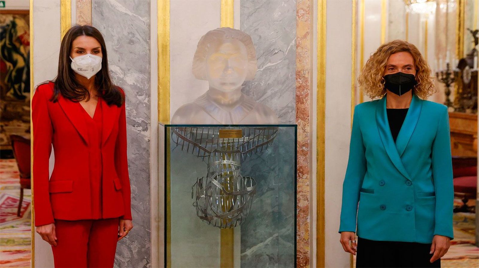 El Congreso homenajea a Clara Campoamor con presencia de la reina Letizia