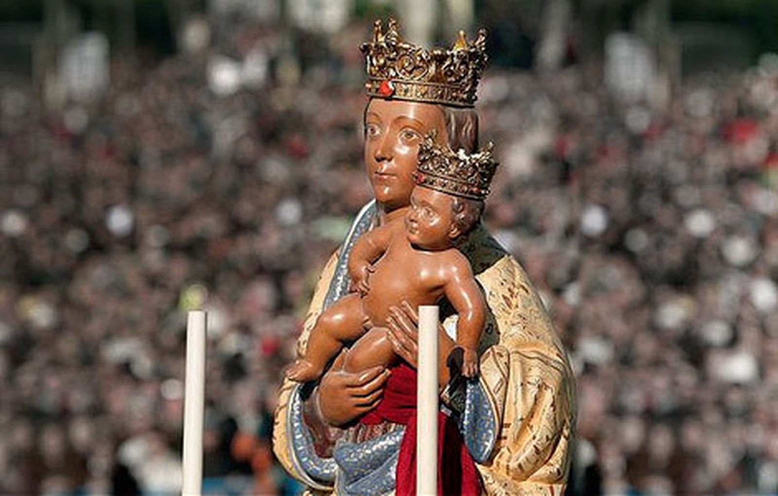 La Virgen de La Almudena