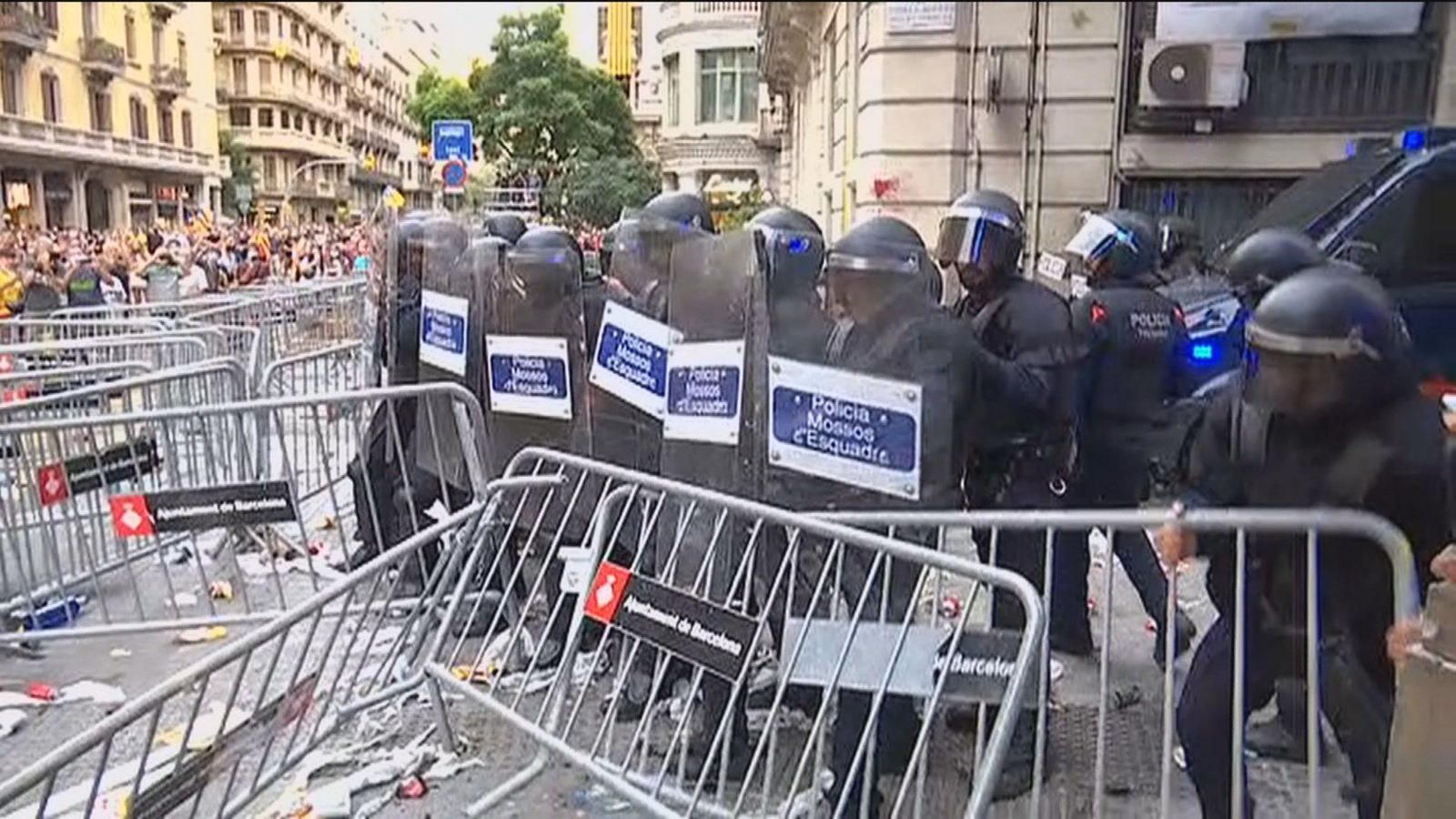 La Diada concluye con disturbios violentos de los independentistas más radicales
