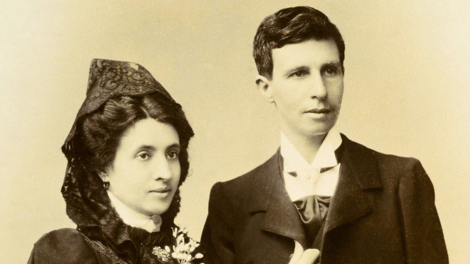 Un amor que lo superó todo: Elisa y Marcela, el primer matrimonio homosexual de España