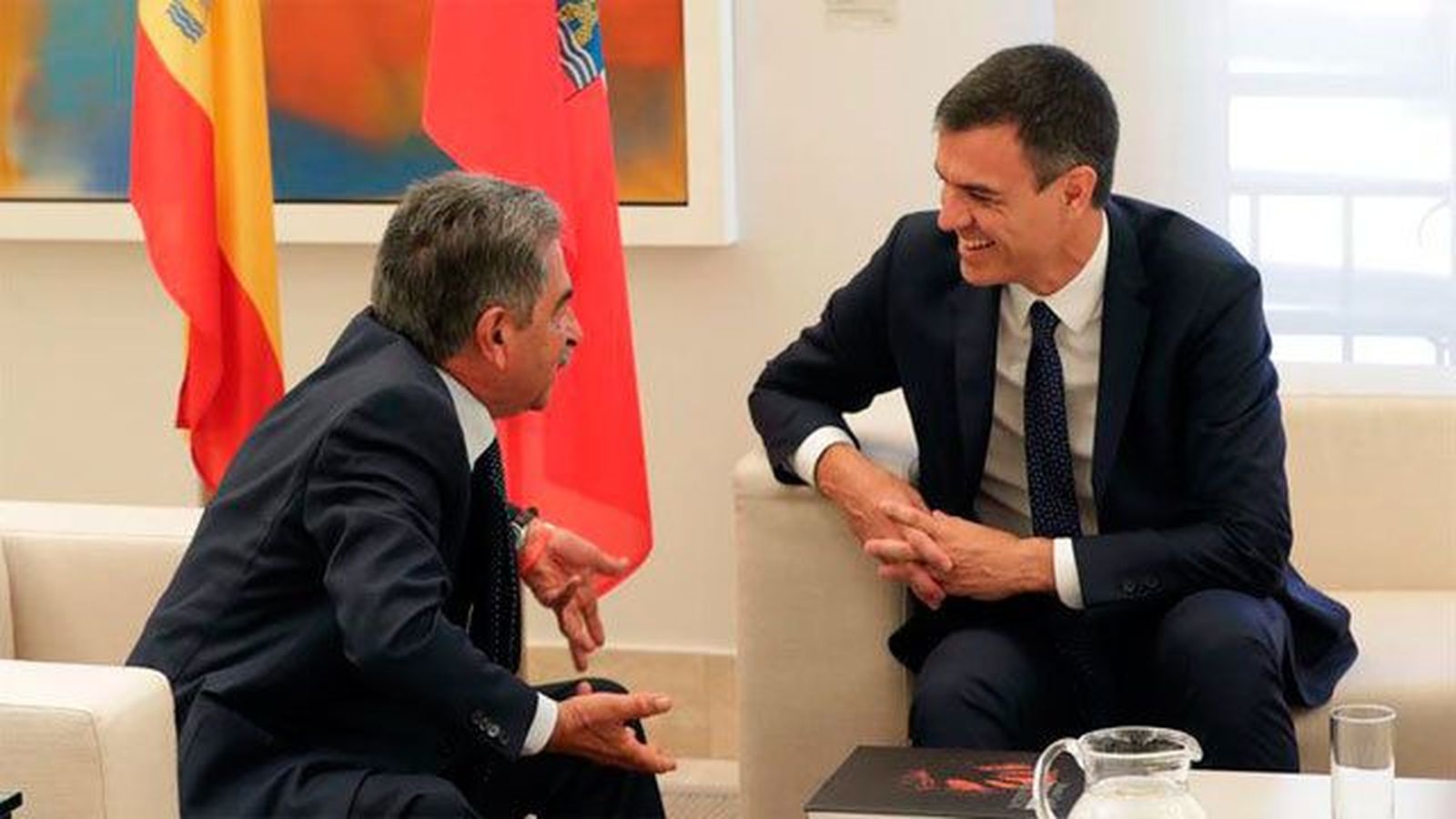 Sánchez promete acelerar el AVE a Cantabria y pagar las obras Hospital Valdecilla