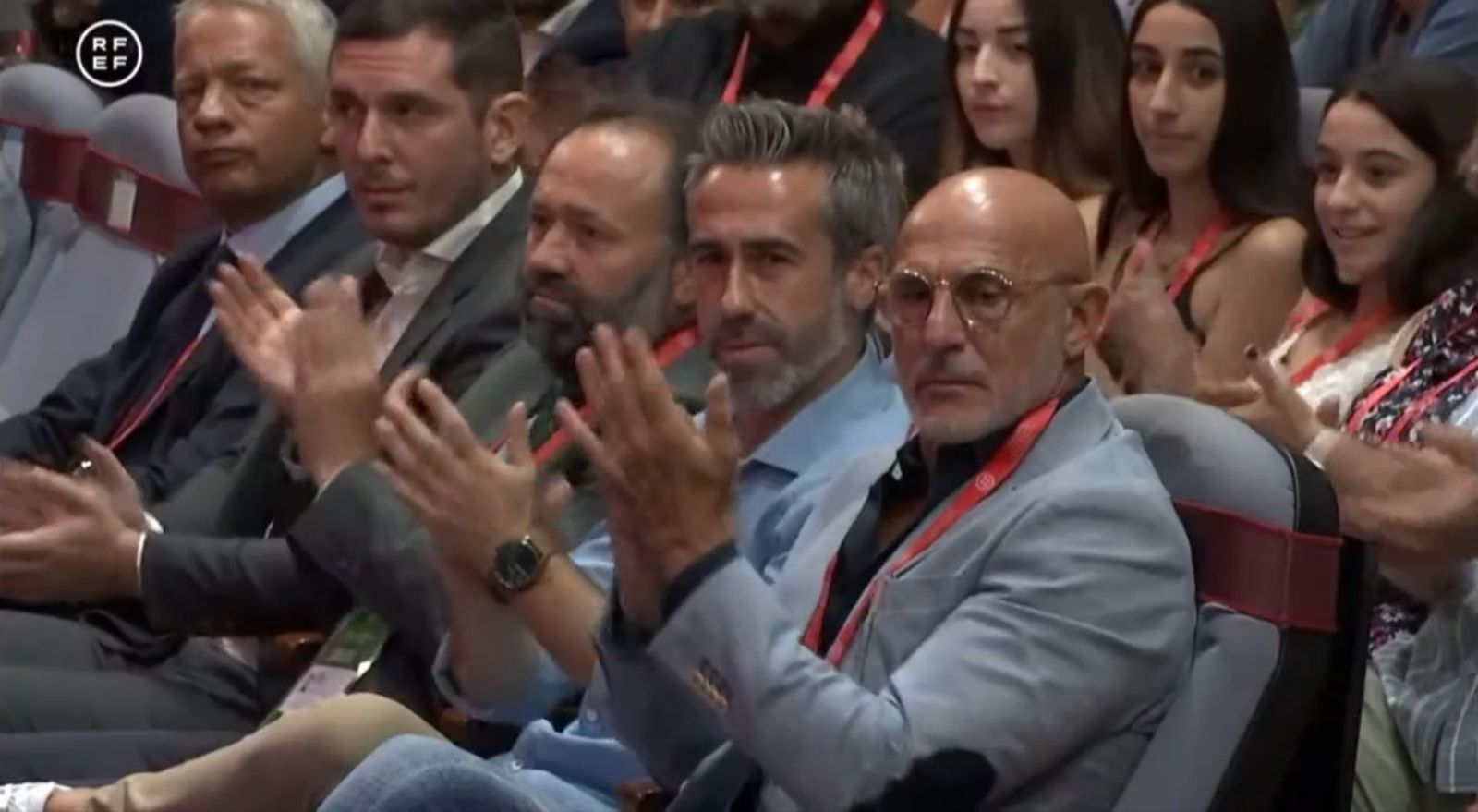 De la Fuente aplaude a Rubiales