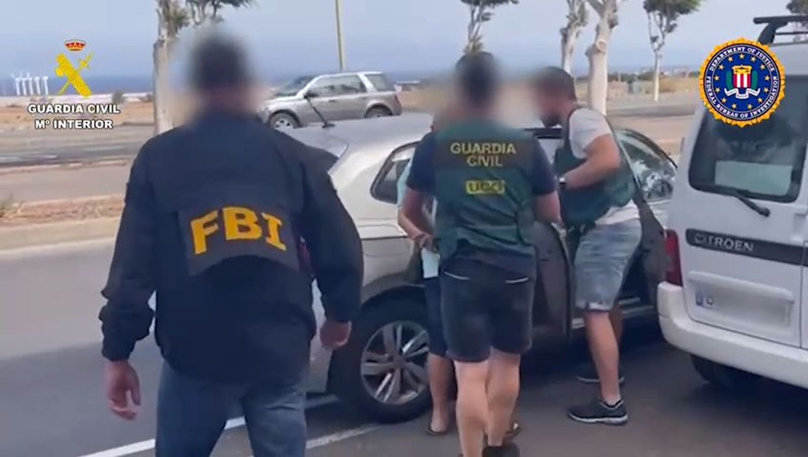 Detenidos tres prófugos a los que buscaba el FBI