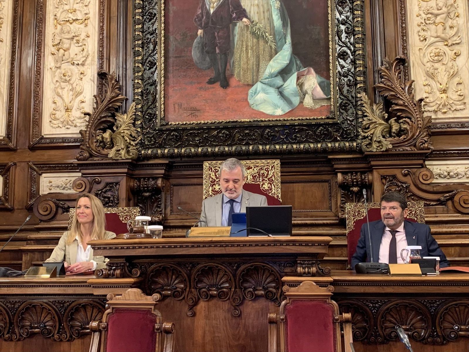 Barcelona prorrogará previsiblemente sus presupuesto tras fracasar la cuestión de confianza de Collboni