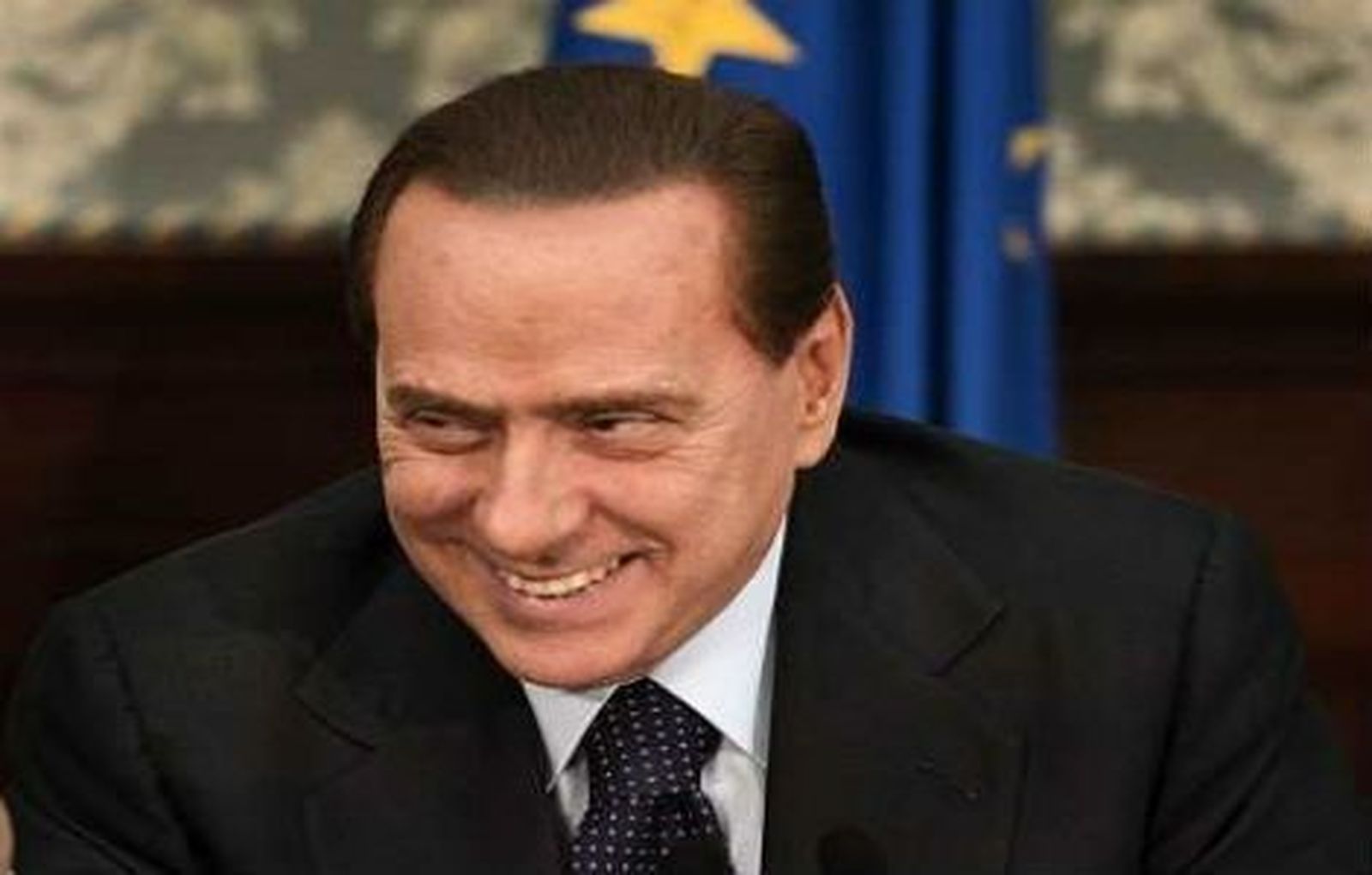 Berlusconi, condenado a 7 años de prisión e inhabilitado por el caso Ruby