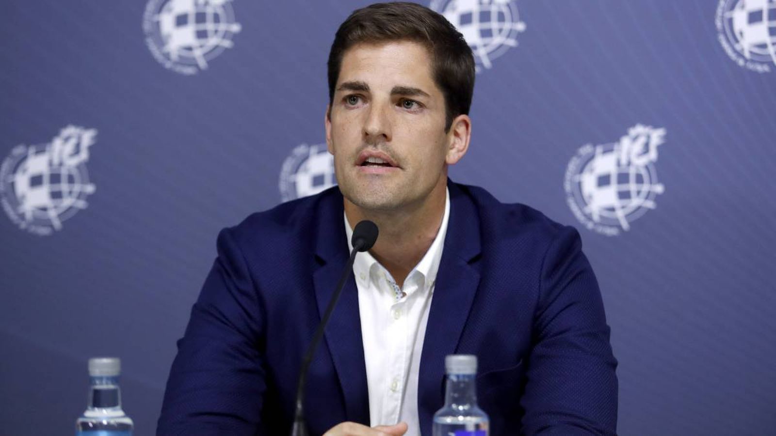 Robert Moreno: "Siempre pensaba ser entrenador pero no de esta forma"