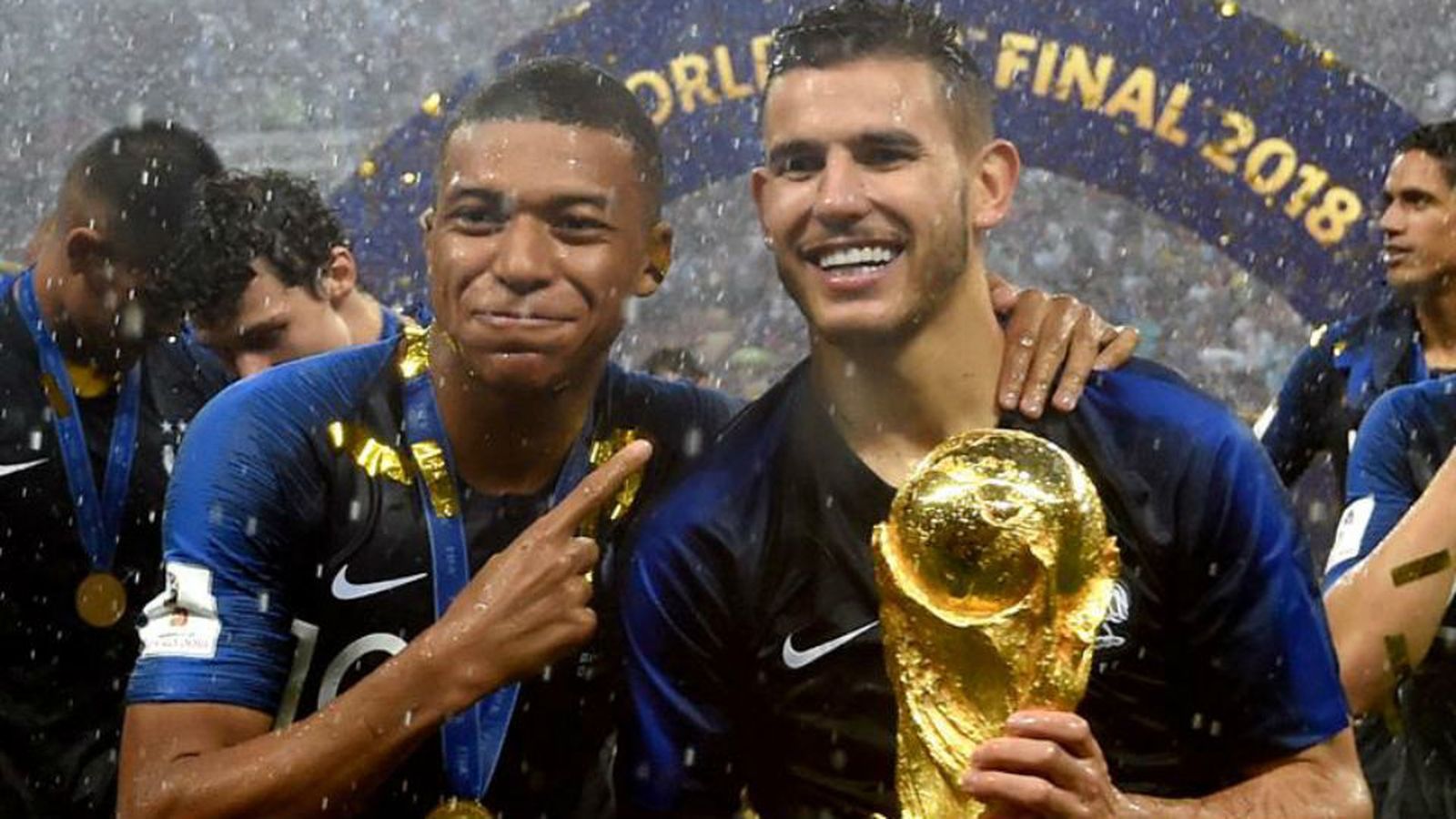 Mbappe y Lucas Hernández