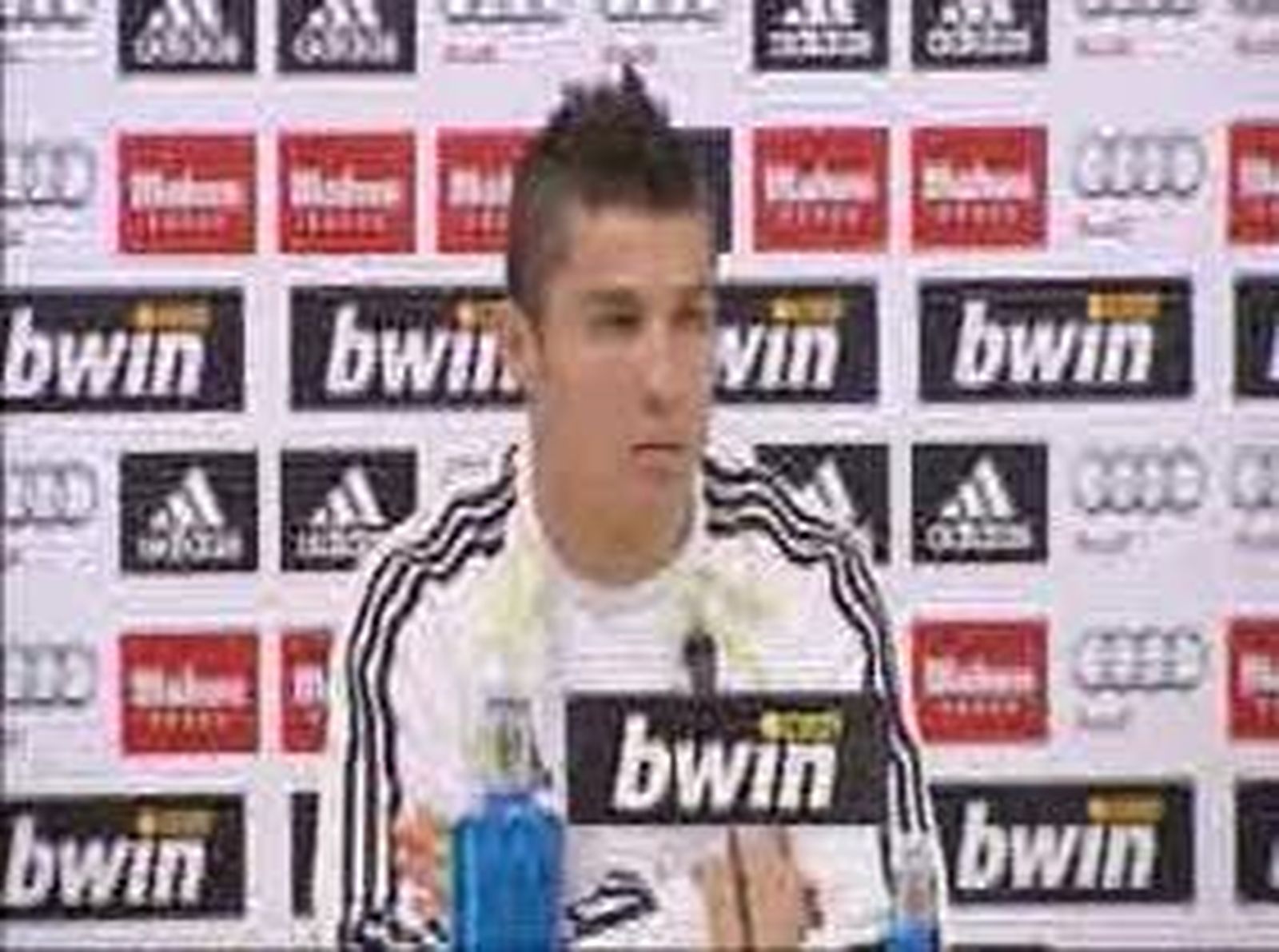 Ronaldo_20101127V0.wmv