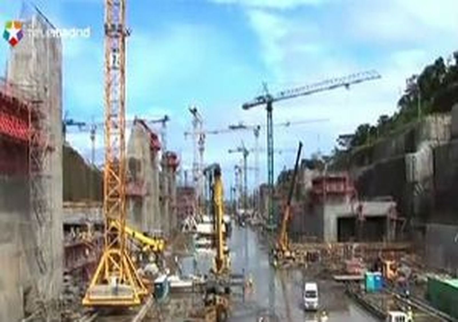 Panamá busca avanzar hacia una solución de la crisis en la ampliación del Canal