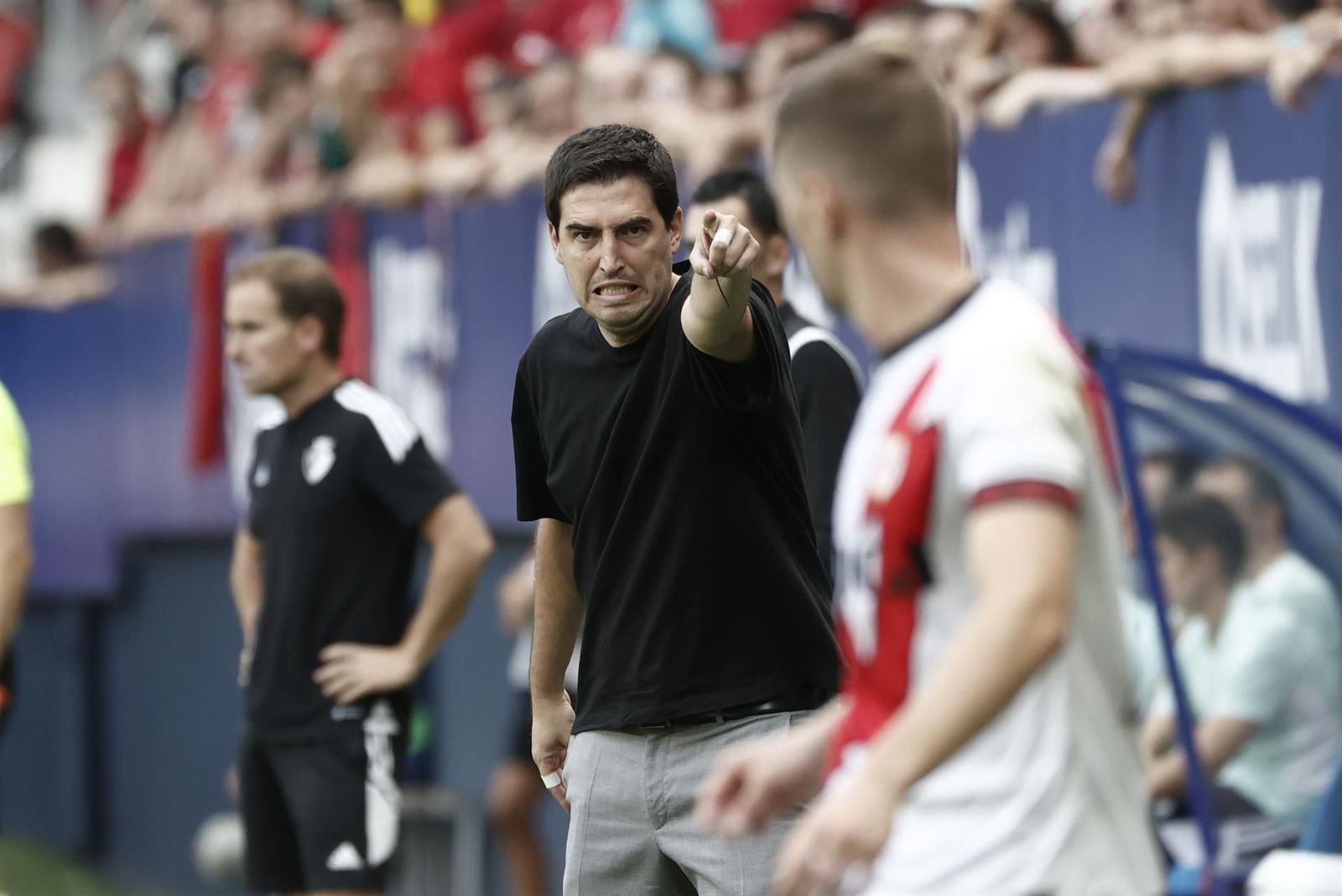 Iraola, tras la derrota en Pamplona: “Lo más normal hubiera sido un empate"